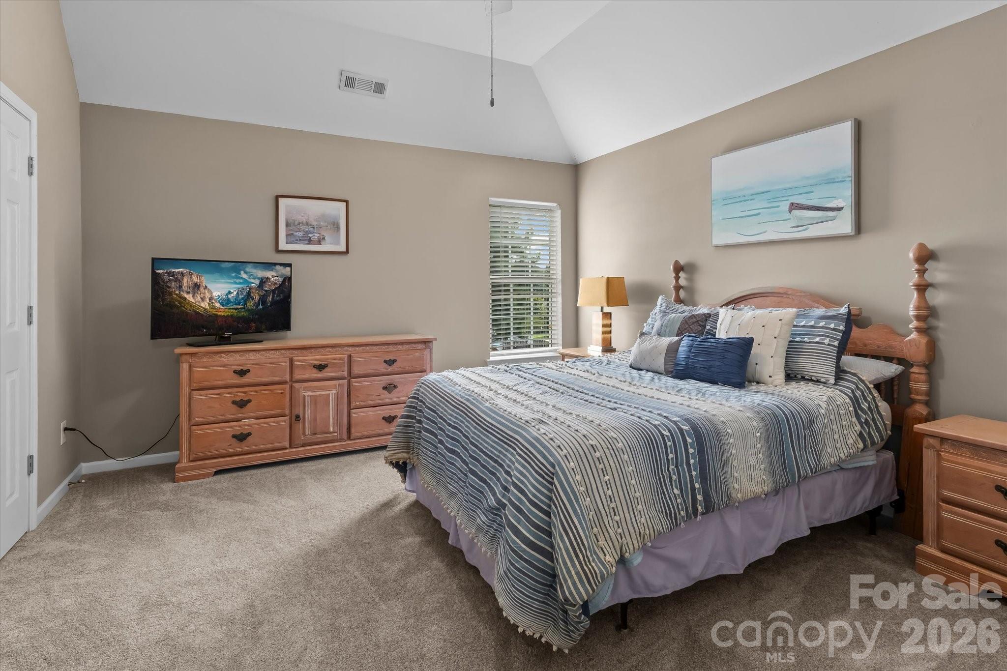186 Autumn Frost Avenue Property Photo 33