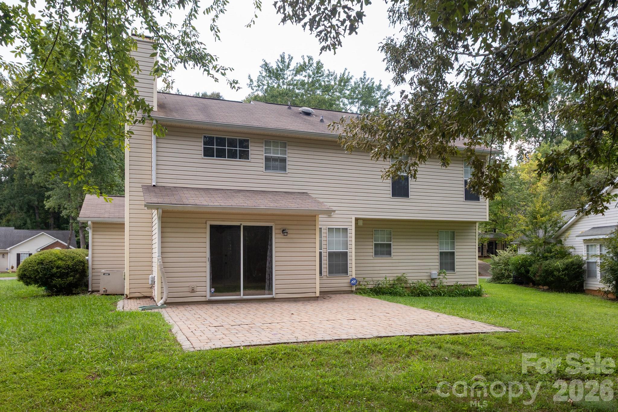 5401 Groveton Court Property Photo 6