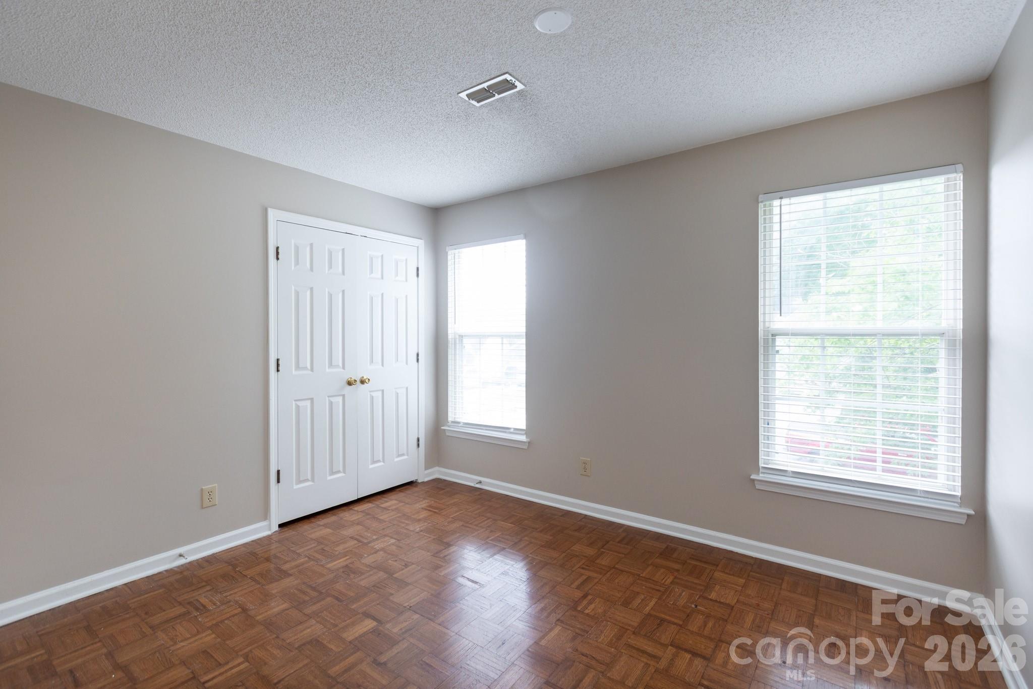 5401 Groveton Court Property Photo 20