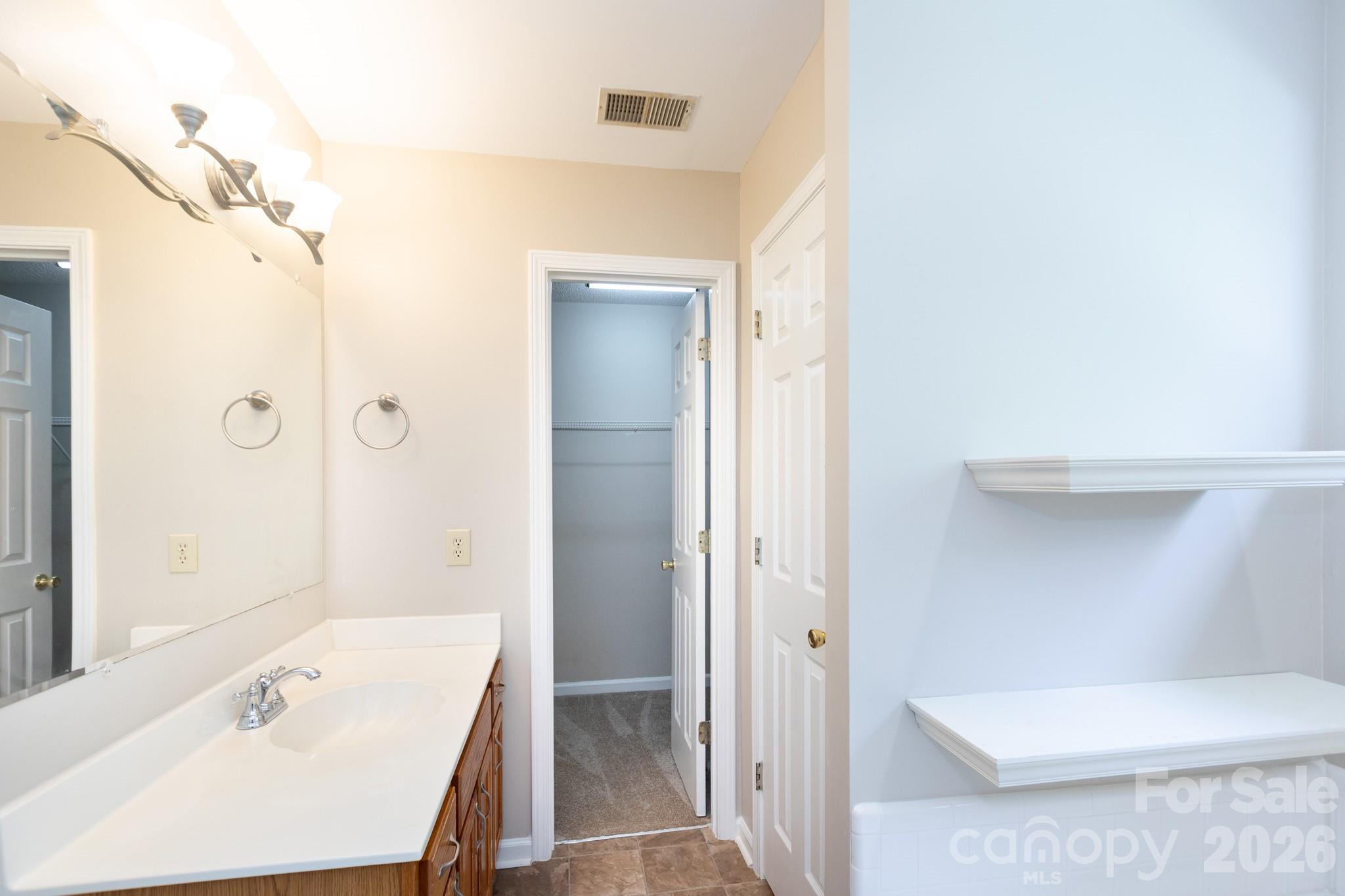 5401 Groveton Court Property Photo 24