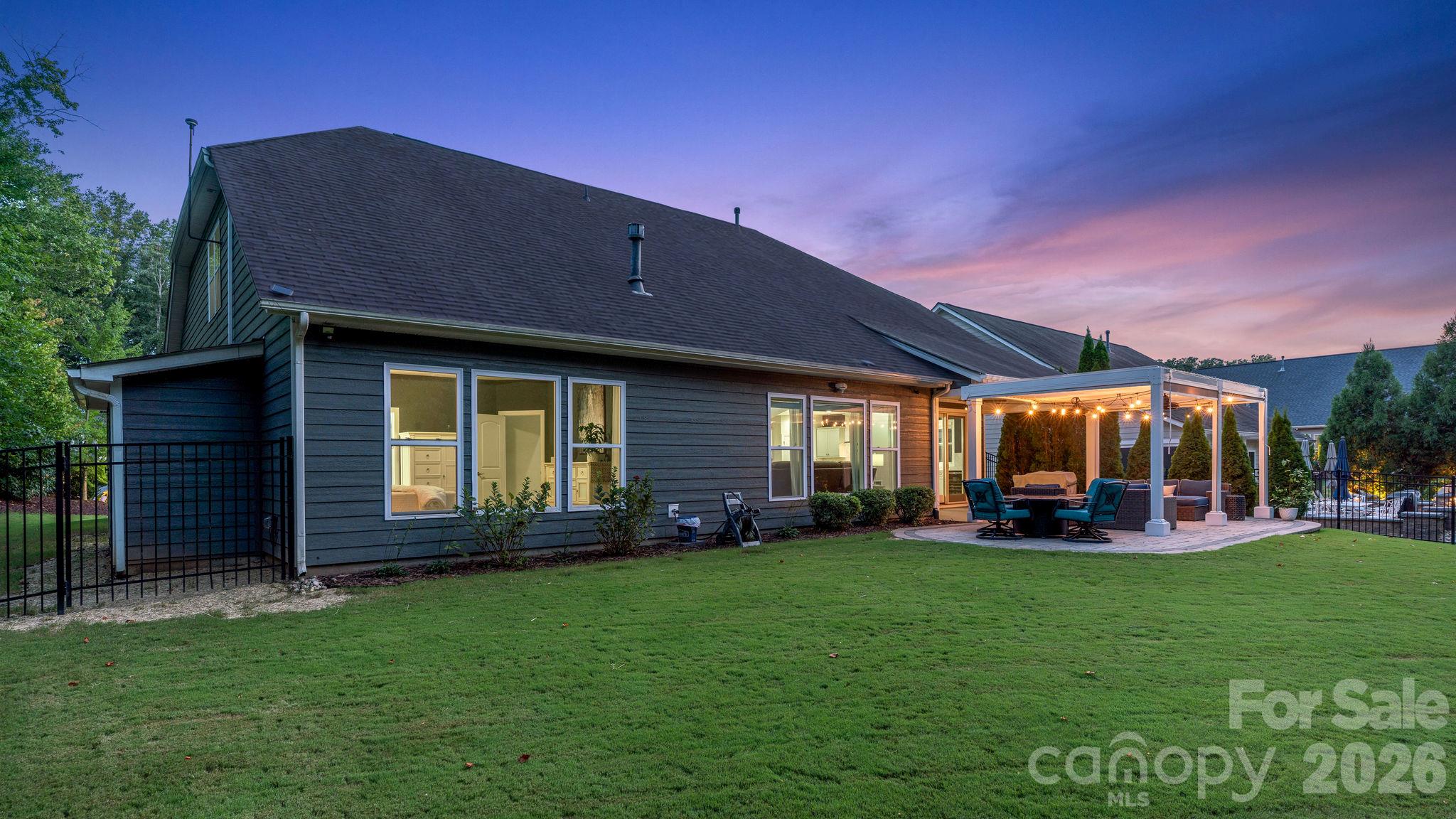 5487 Sapwood Court Property Photo 2