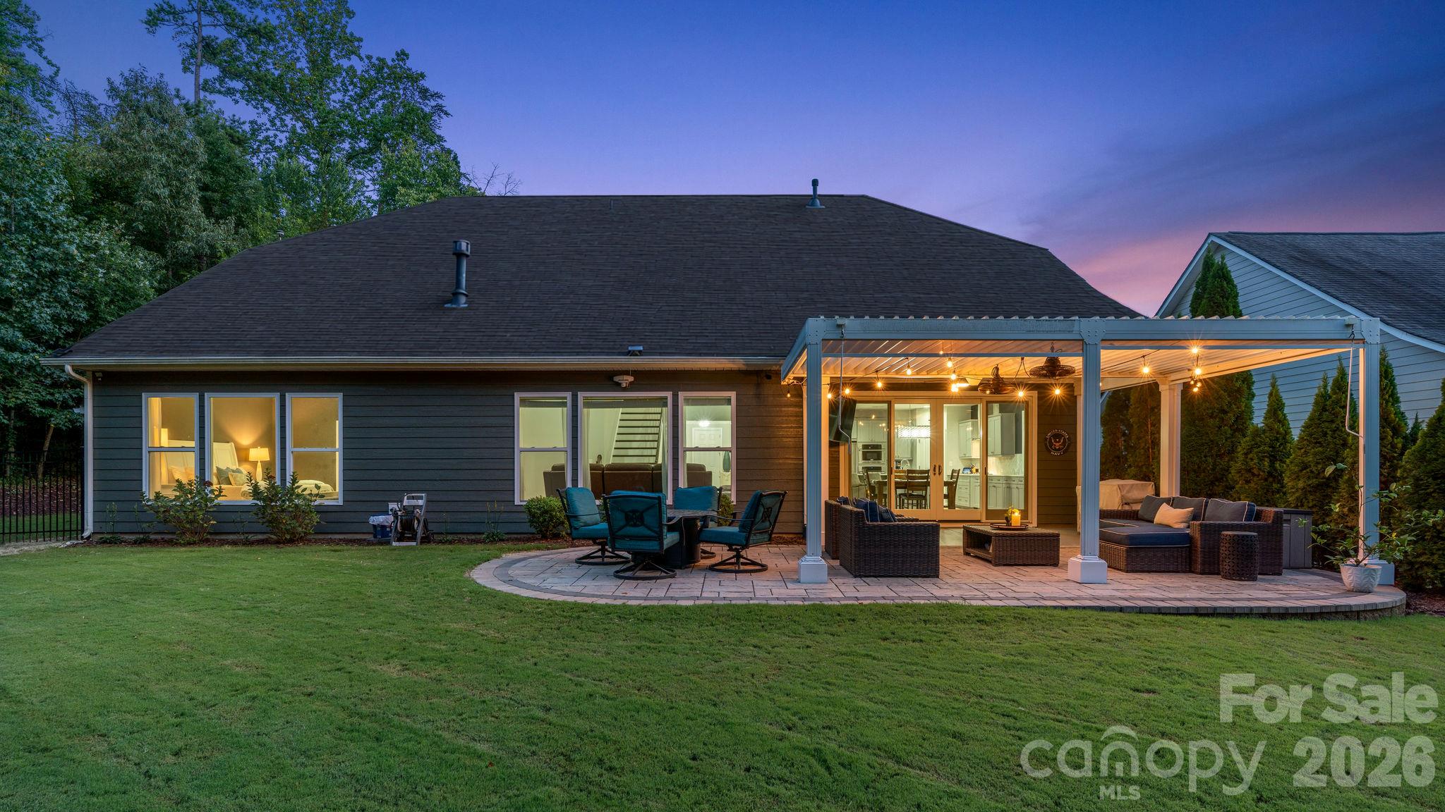 5487 Sapwood Court Property Photo 3