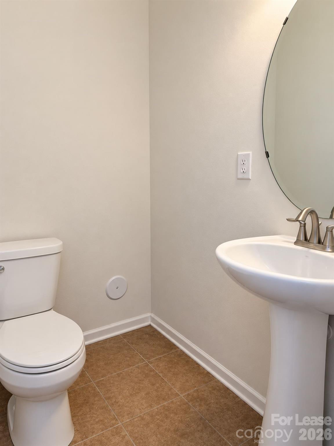 2642 Treeline Drive Property Photo 5