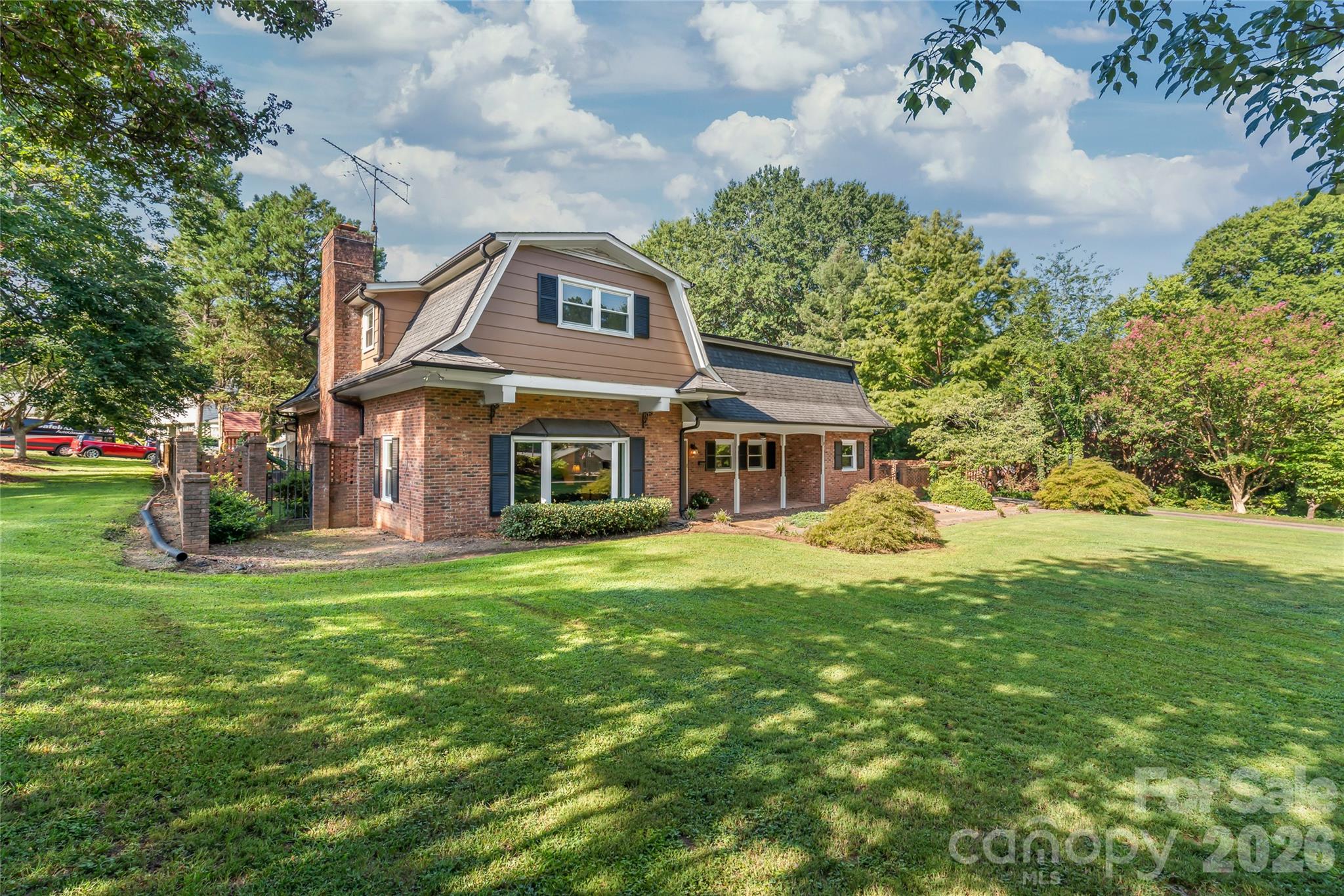 1339 Carmen Lane Property Photo 2