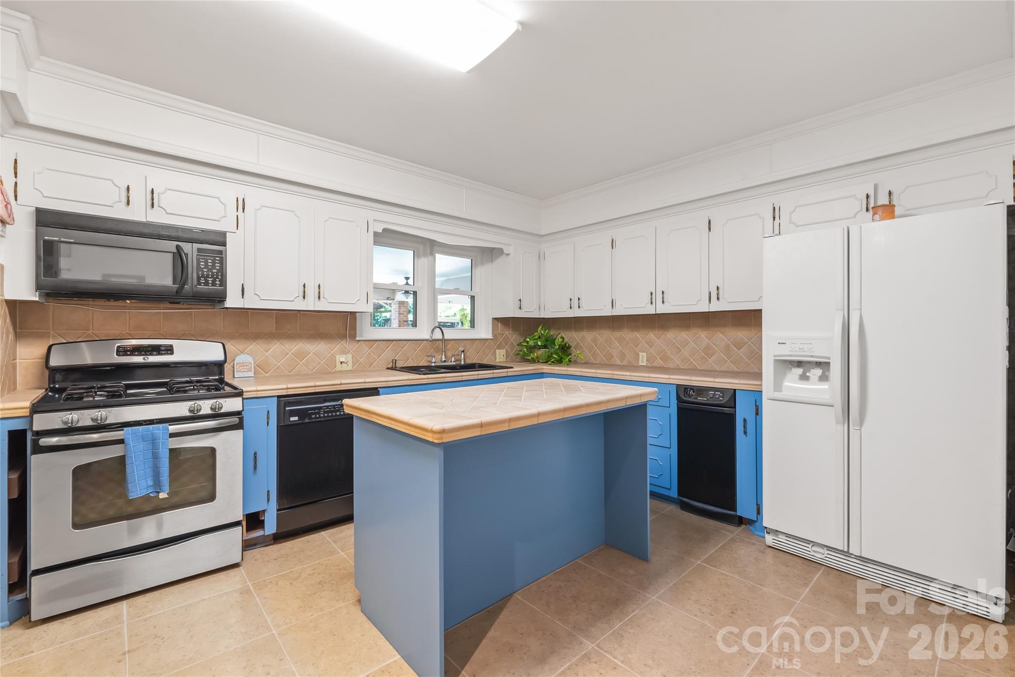 1339 Carmen Lane Property Photo 14