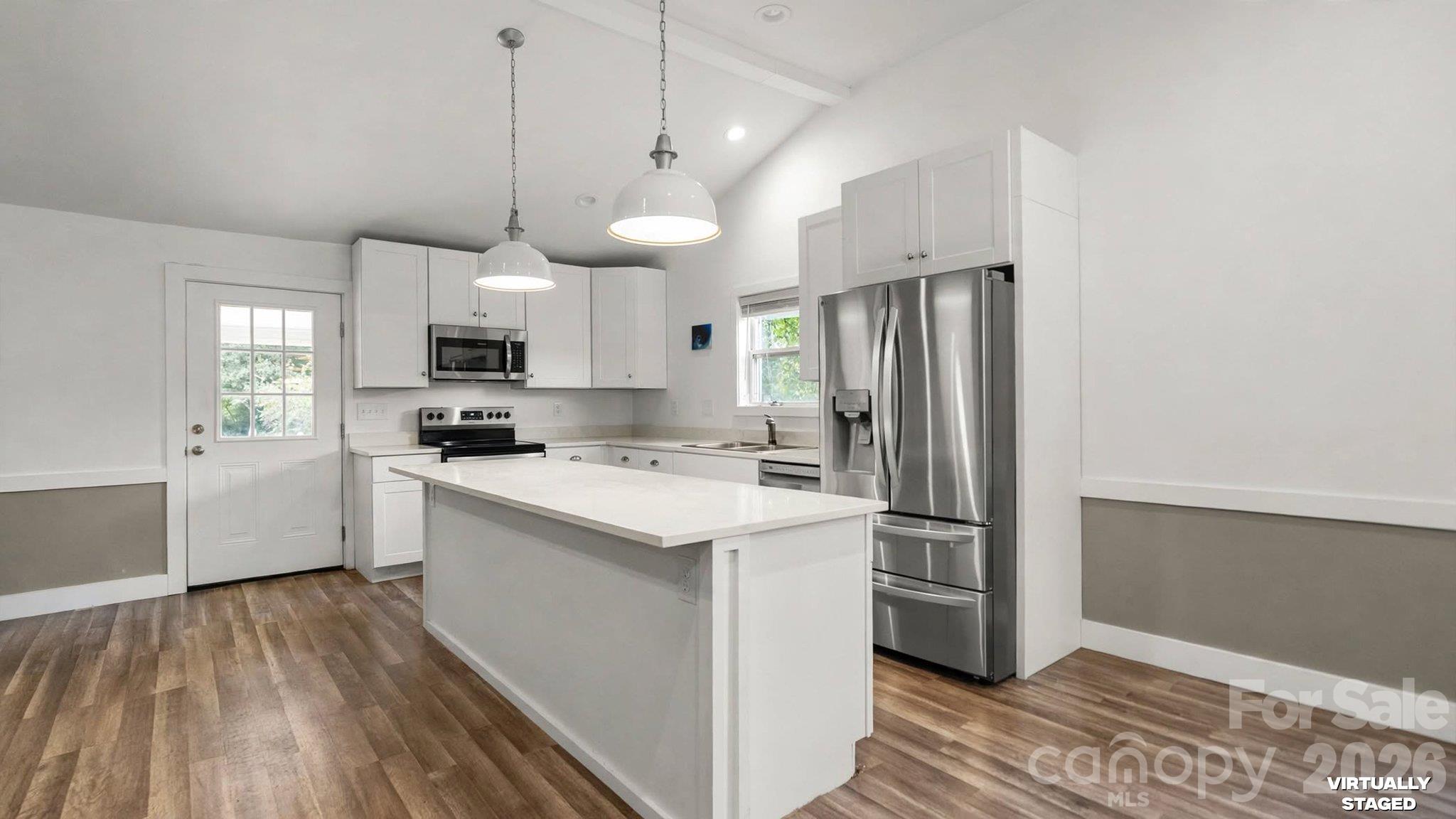 1476 Charlotte Highway Property Photo 10