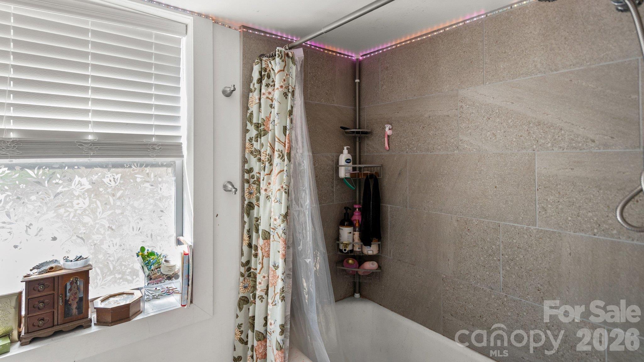 1476 Charlotte Highway Property Photo 14