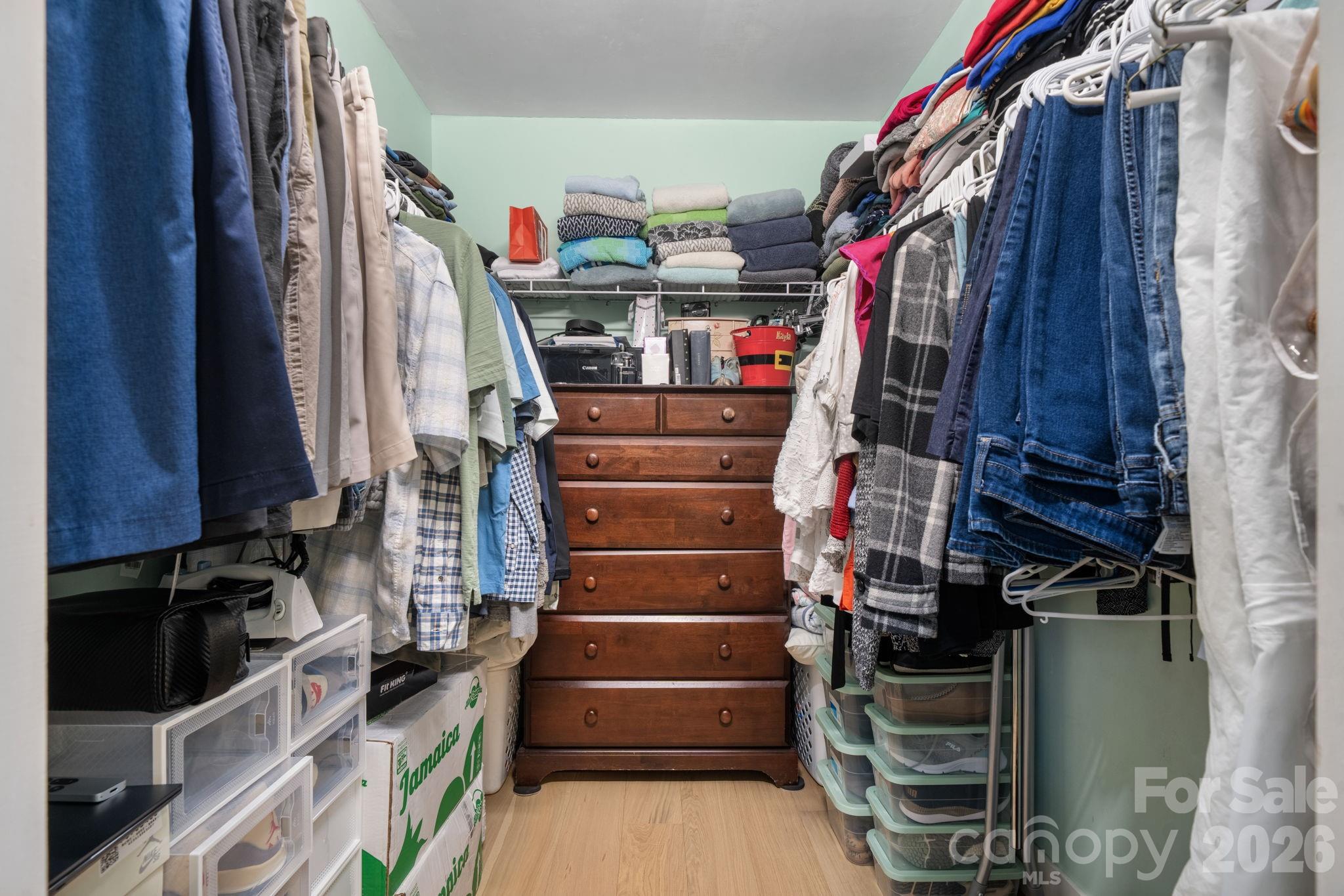16522 Glenfurness Drive Property Photo 13