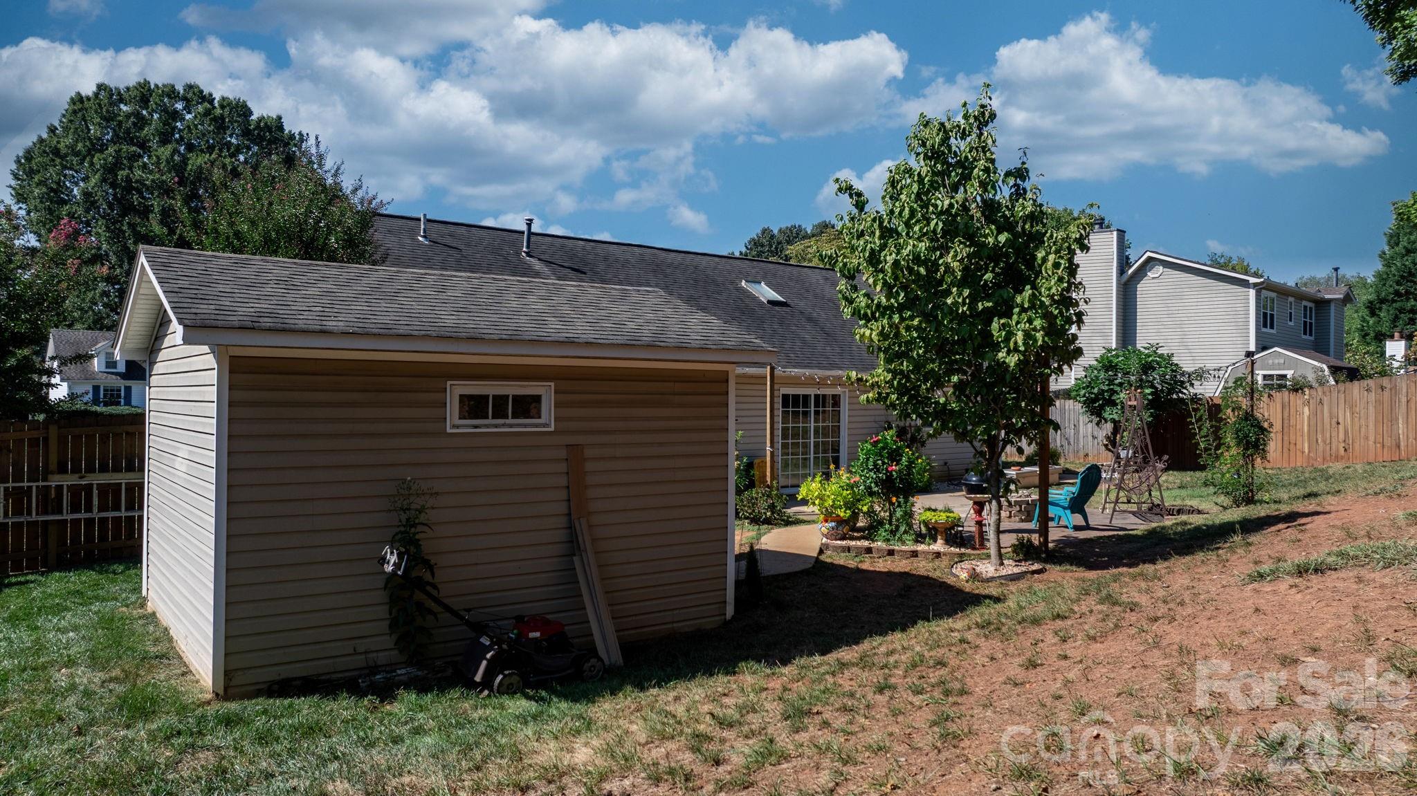 16522 Glenfurness Drive Property Photo 27