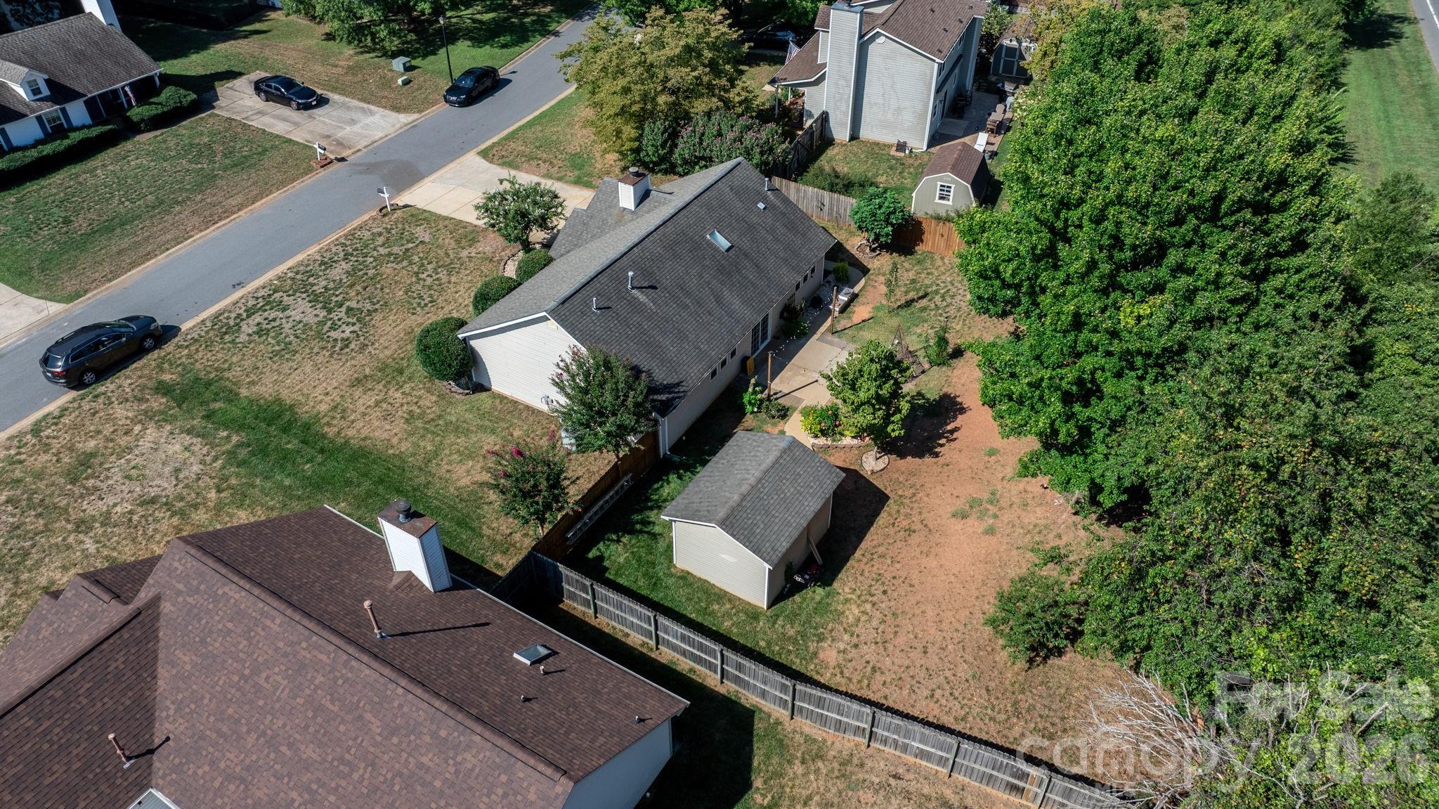 16522 Glenfurness Drive Property Photo 32