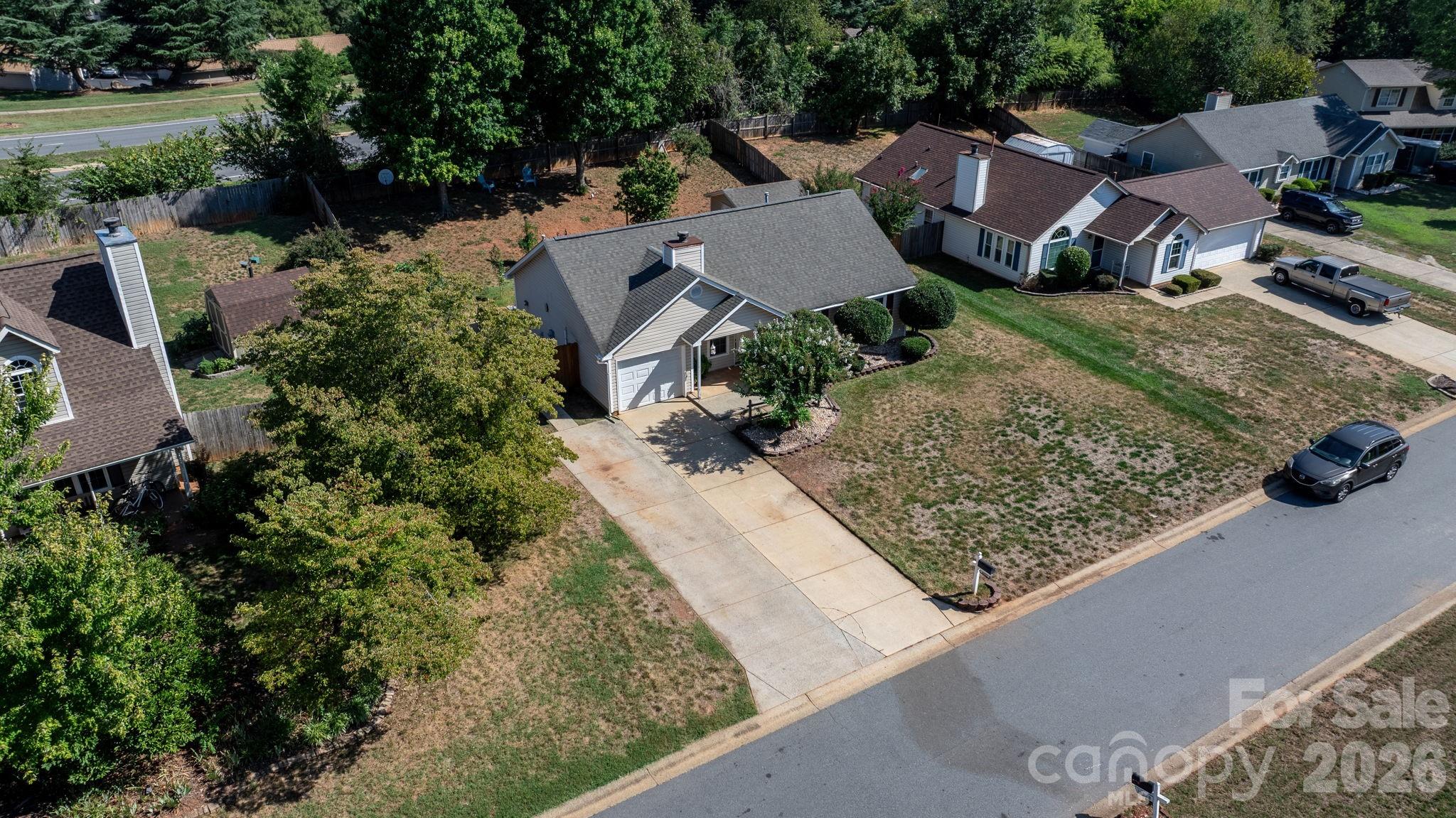 16522 Glenfurness Drive Property Photo 35