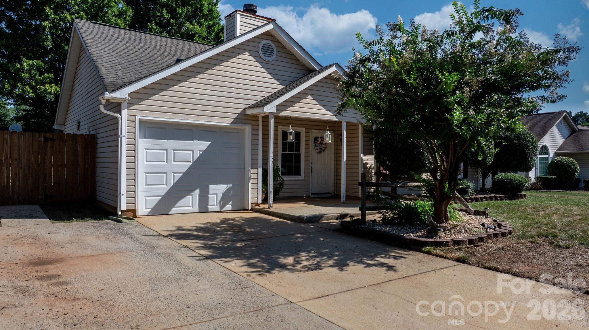 16522 Glenfurness Drive Property Photo 40