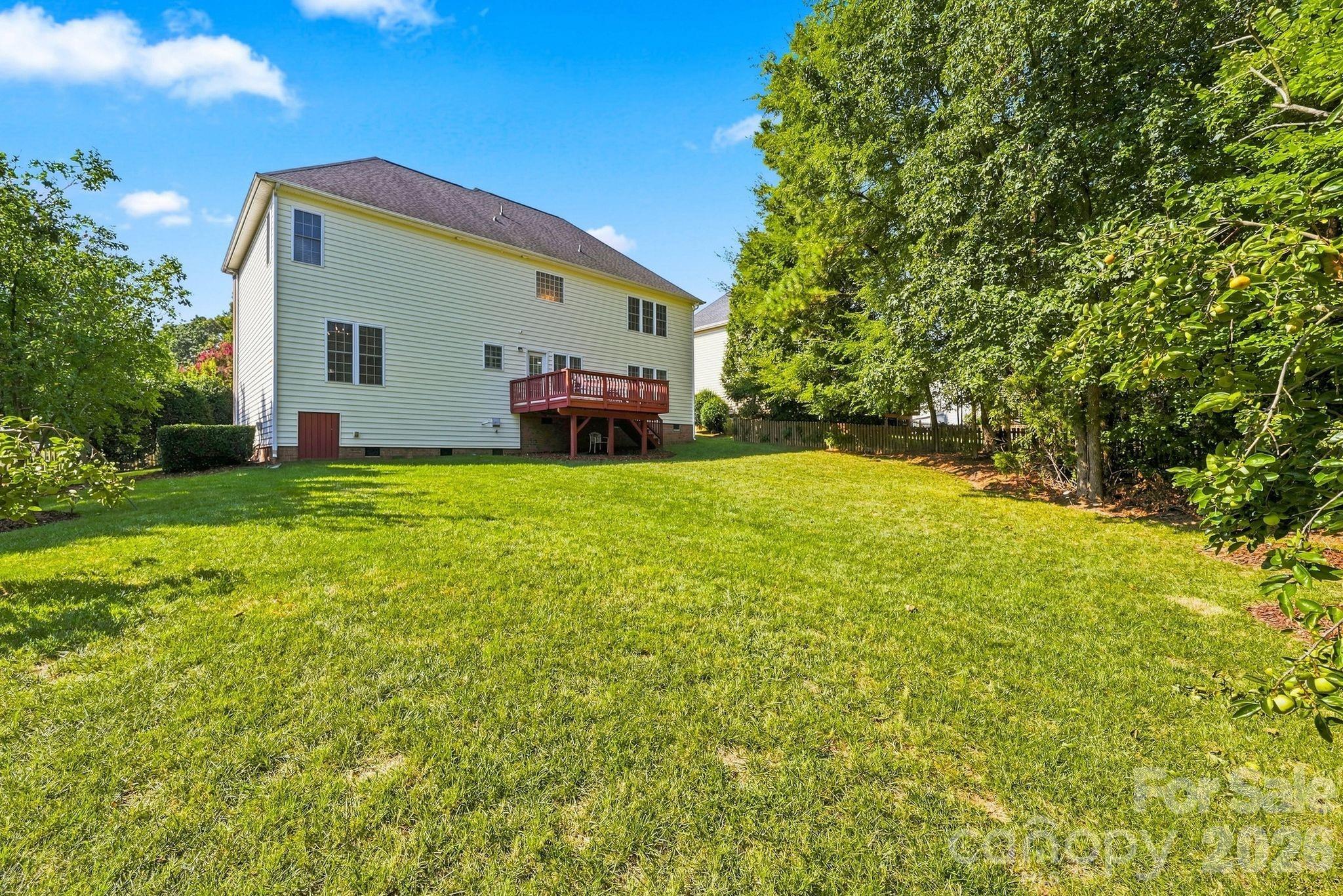 19104 Berkley Commons Drive Property Photo 5