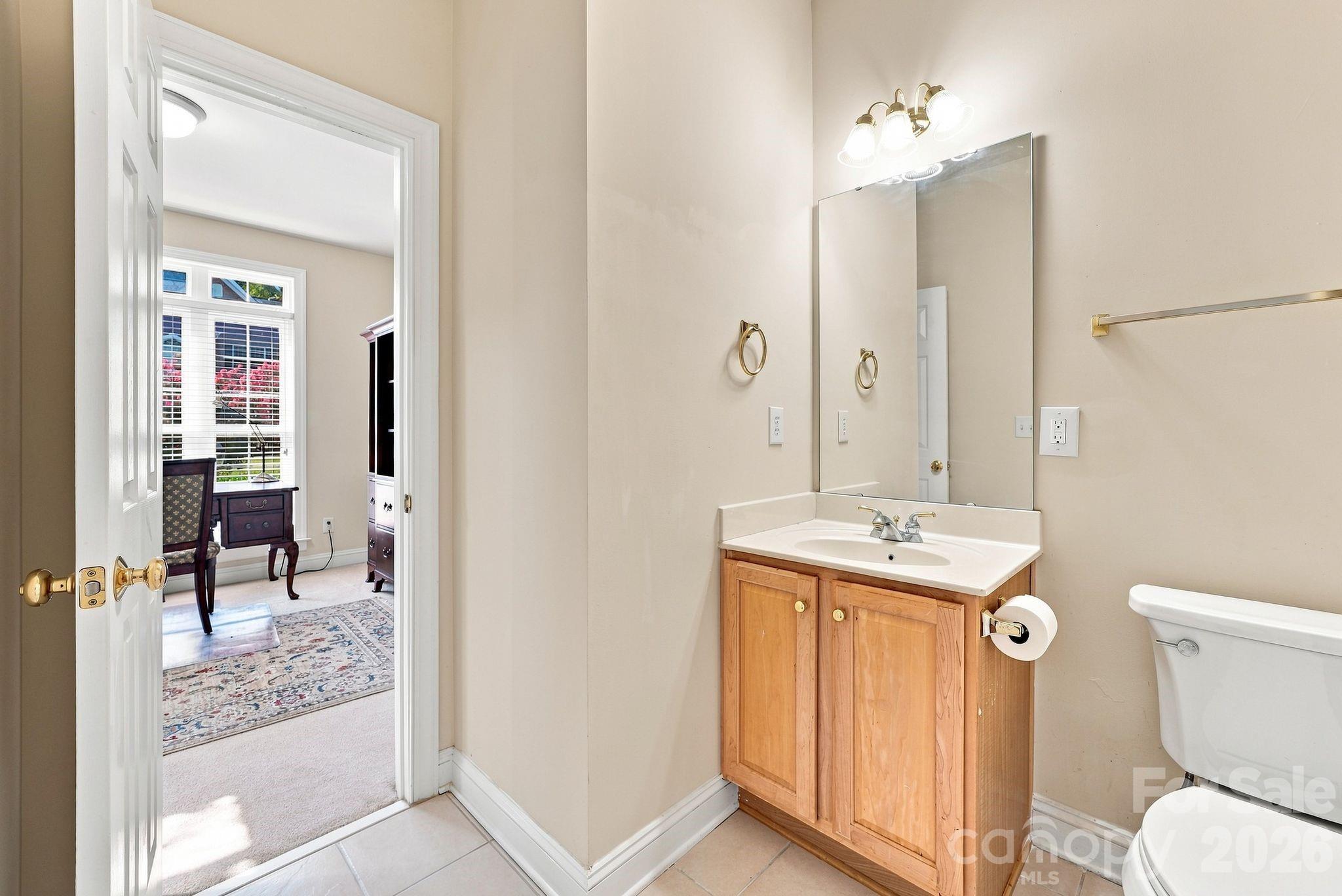 19104 Berkley Commons Drive Property Photo 11