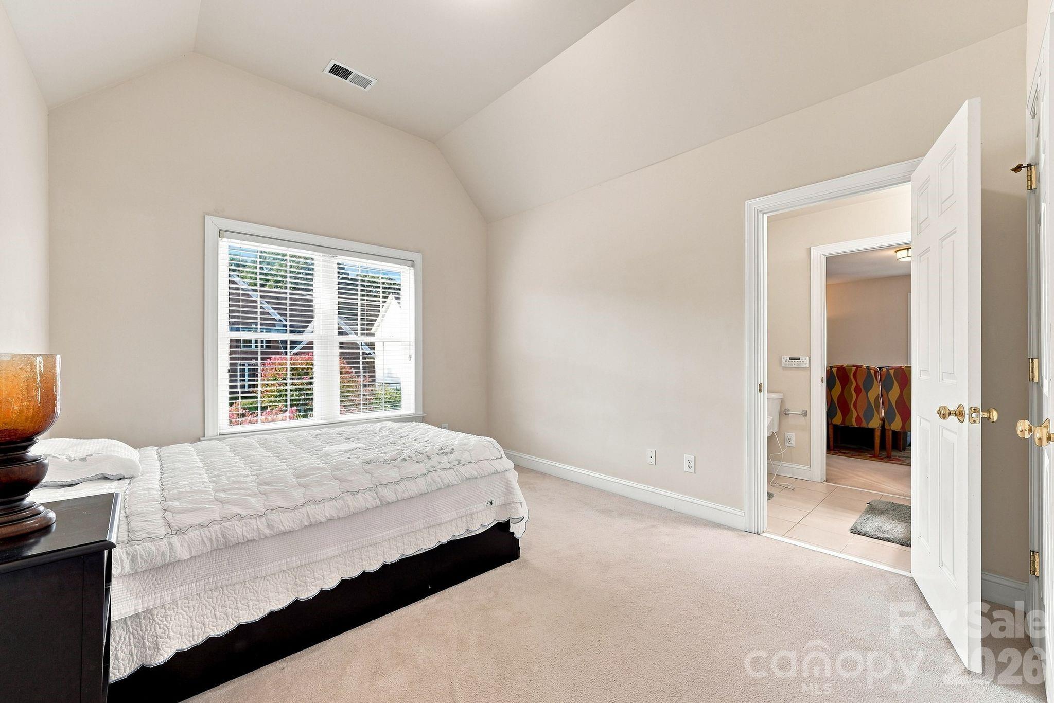 19104 Berkley Commons Drive Property Photo 19