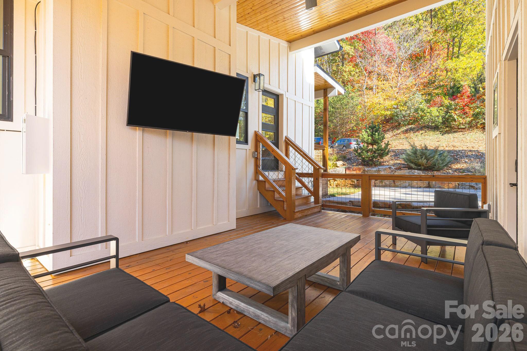 56 Creek Run Road Property Photo 26