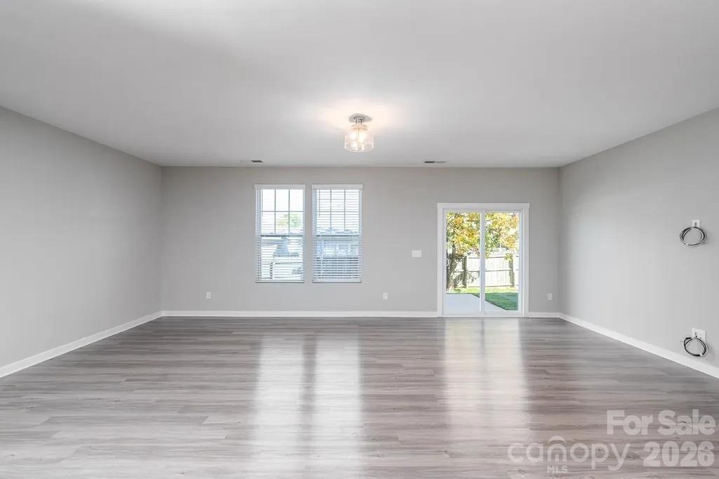 312 Cannamela Drive Property Photo 7
