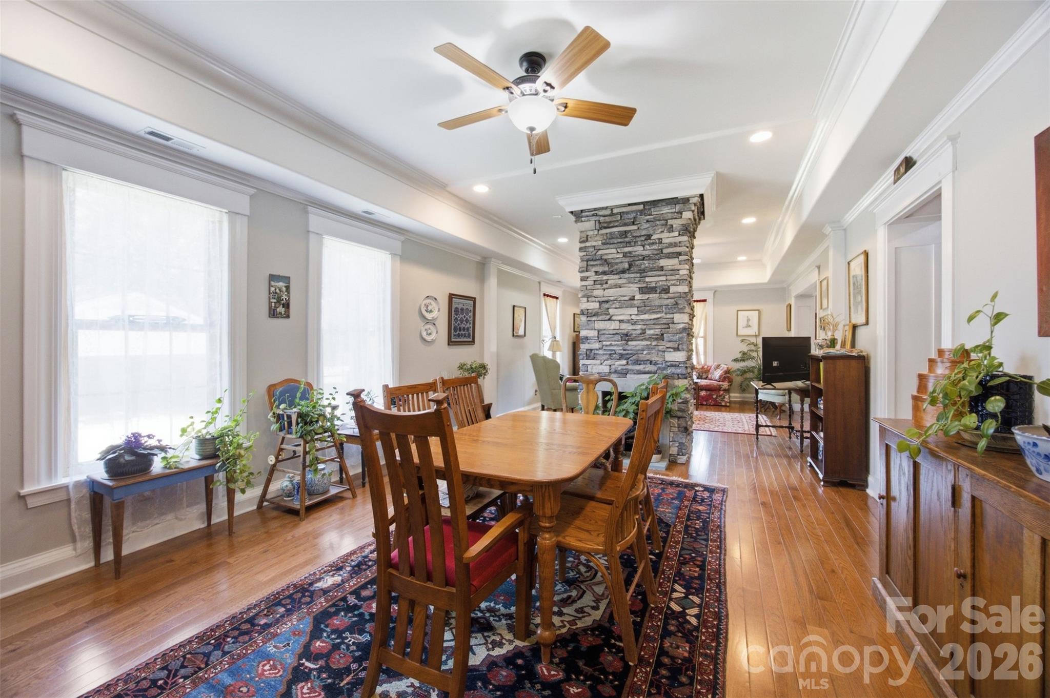 211 Jefferson Street Property Photo 7