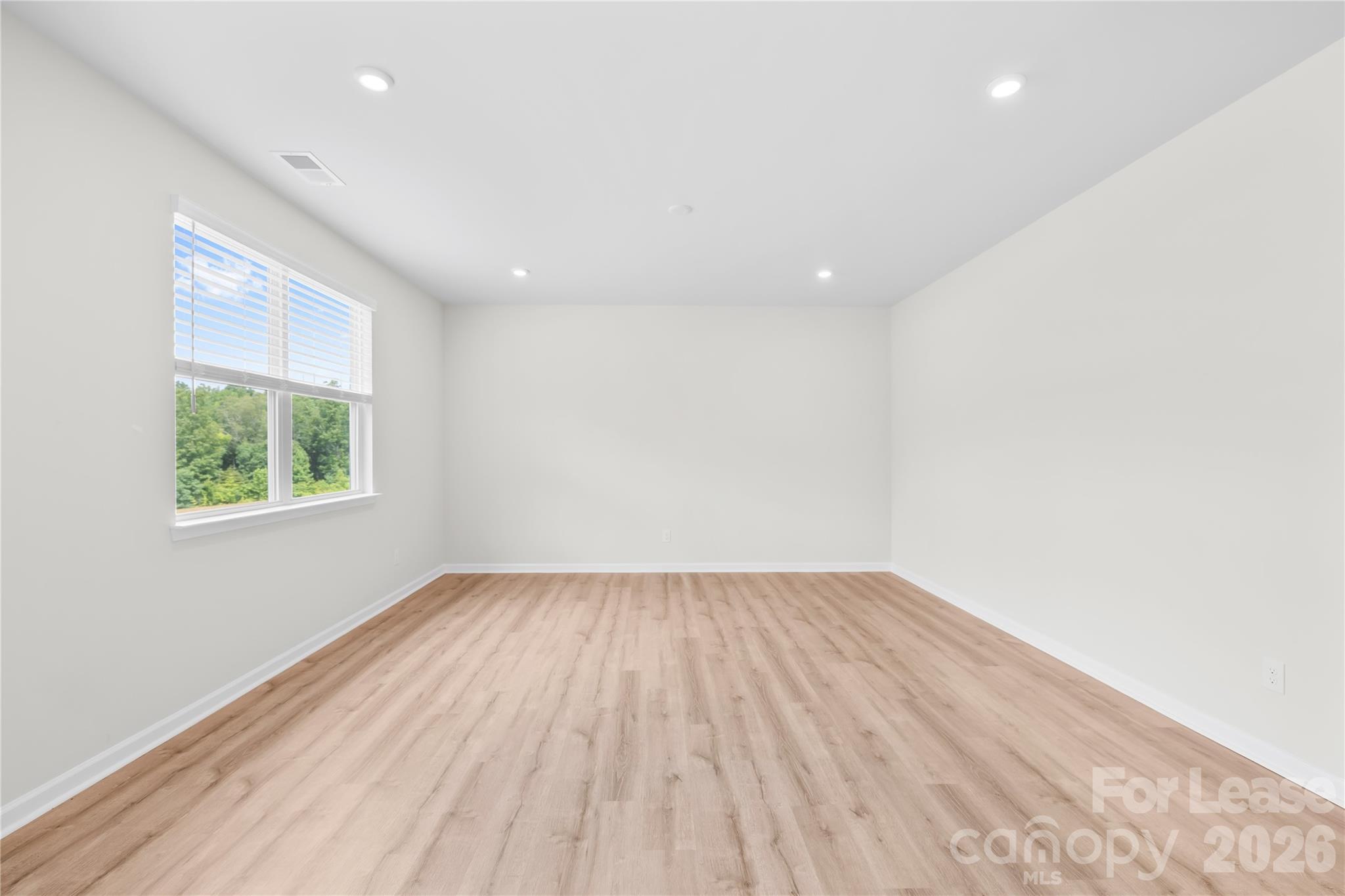 4419993 Property Photo 7