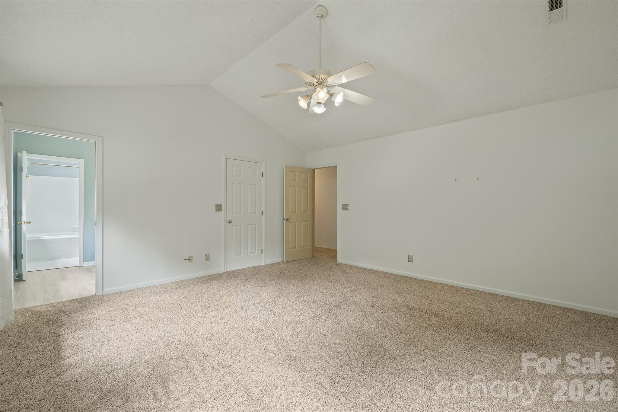 7801 Bridle Court Property Photo 40