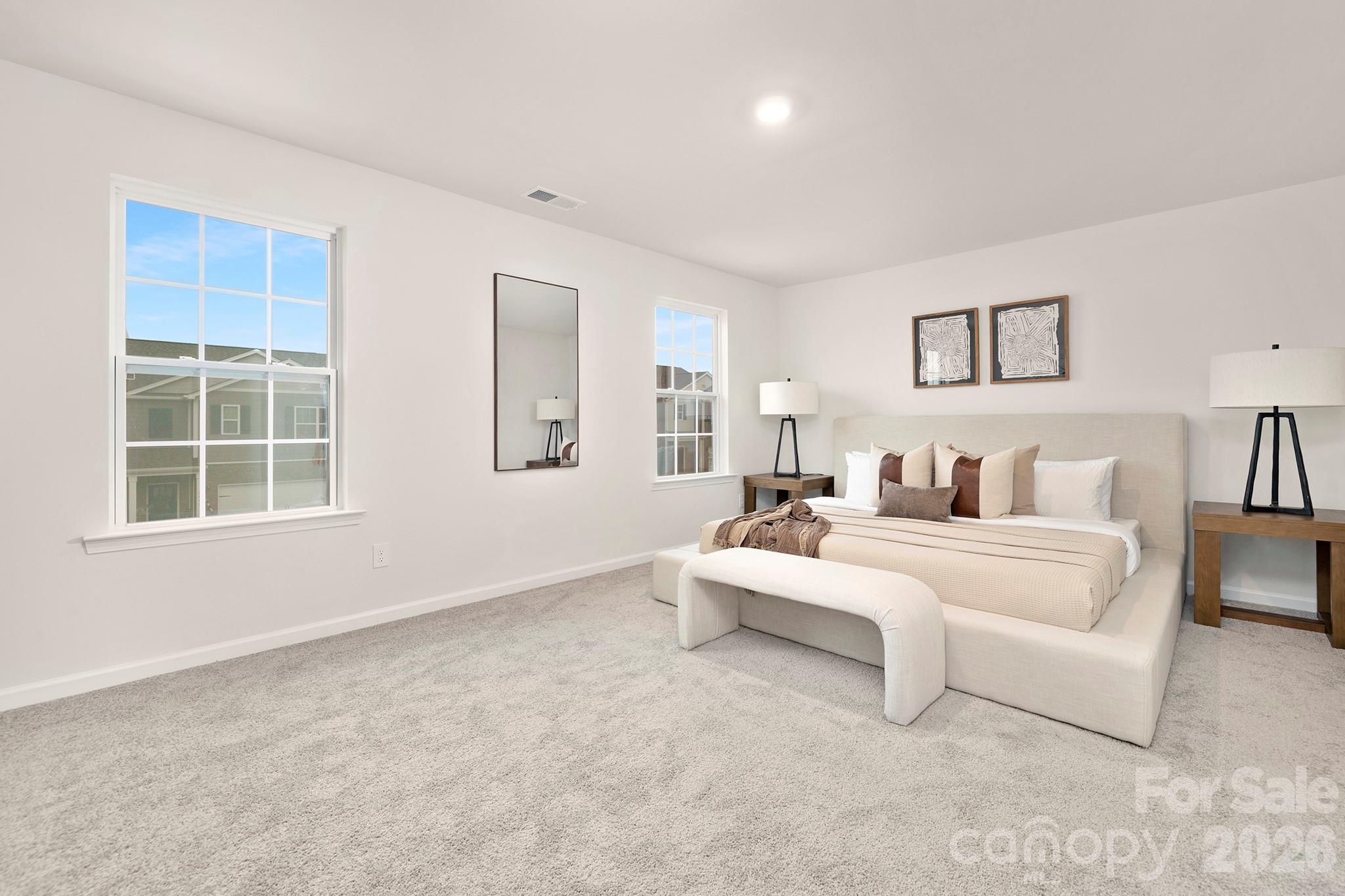 81 Laurel Pointe Drive Property Photo 12