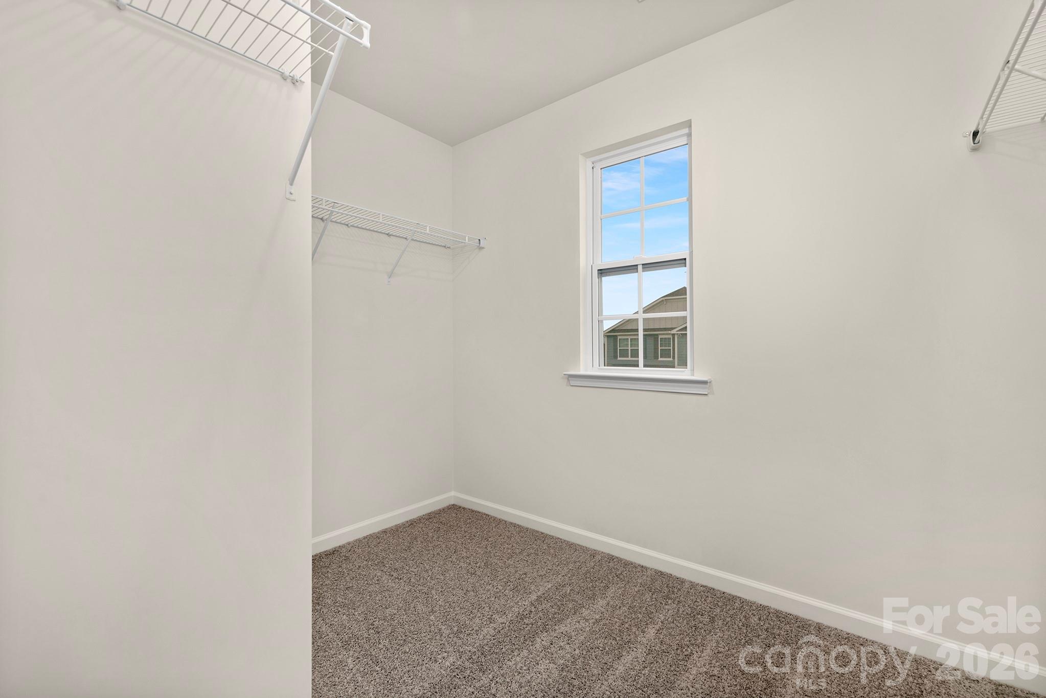 81 Laurel Pointe Drive Property Photo 17