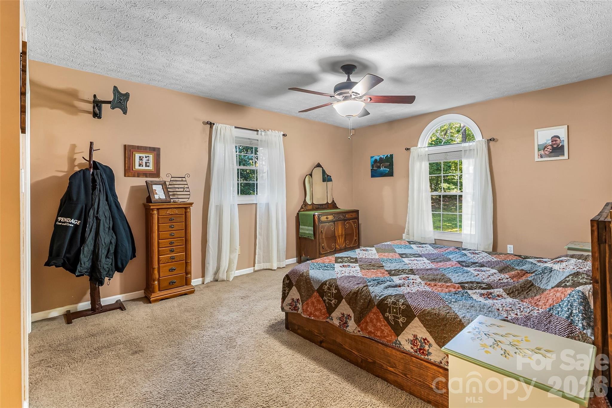 5468 Valley Run Street Property Photo 11