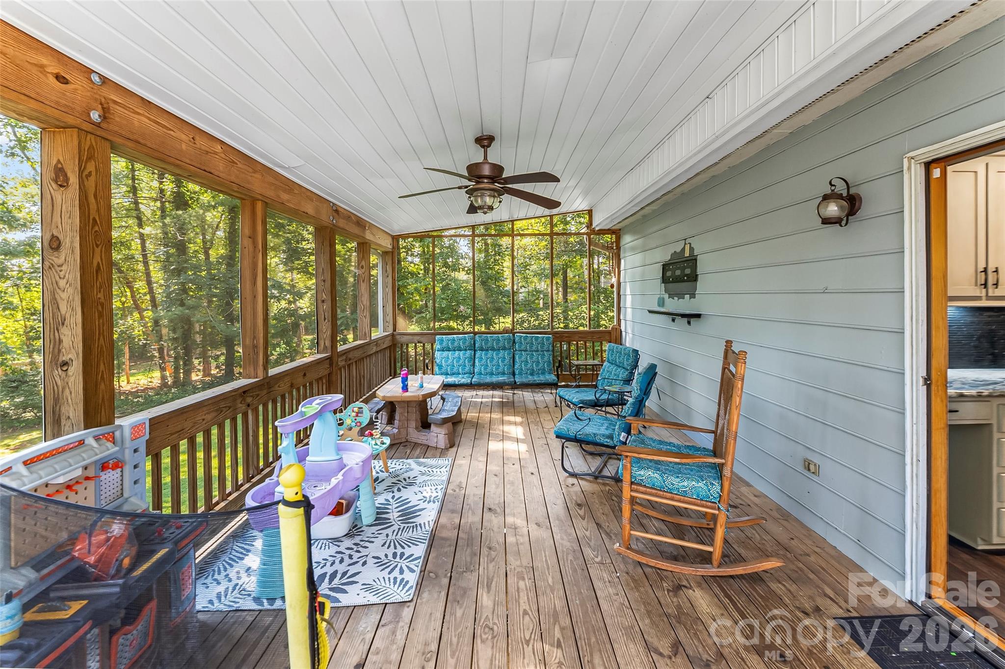 5468 Valley Run Street Property Photo 19