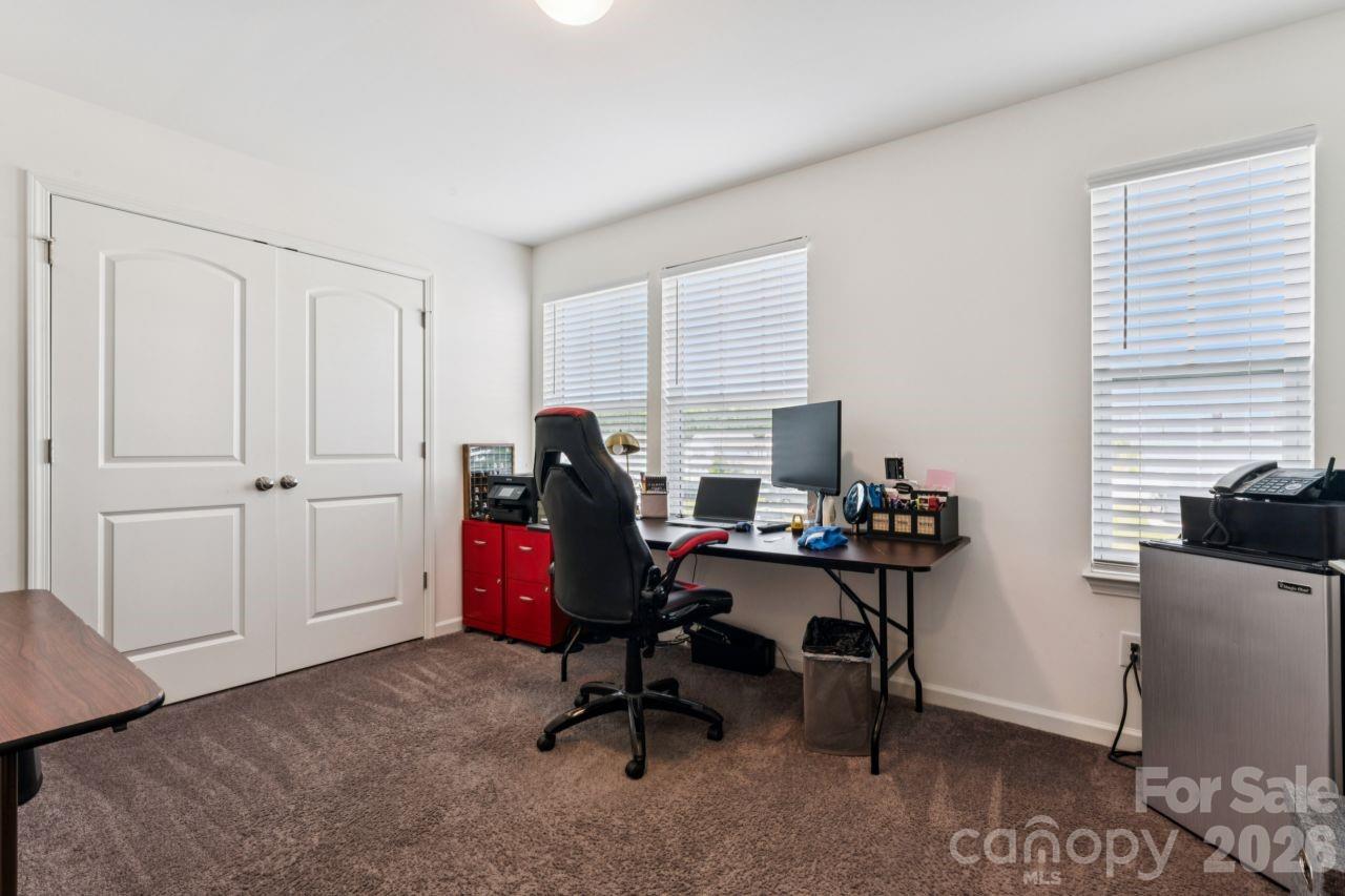 768 Fraternity Row Property Photo 15