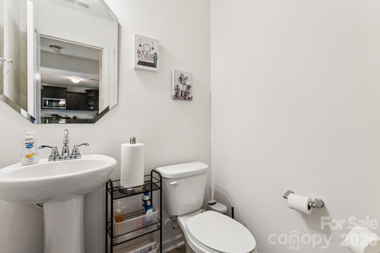 768 Fraternity Row Property Photo 16
