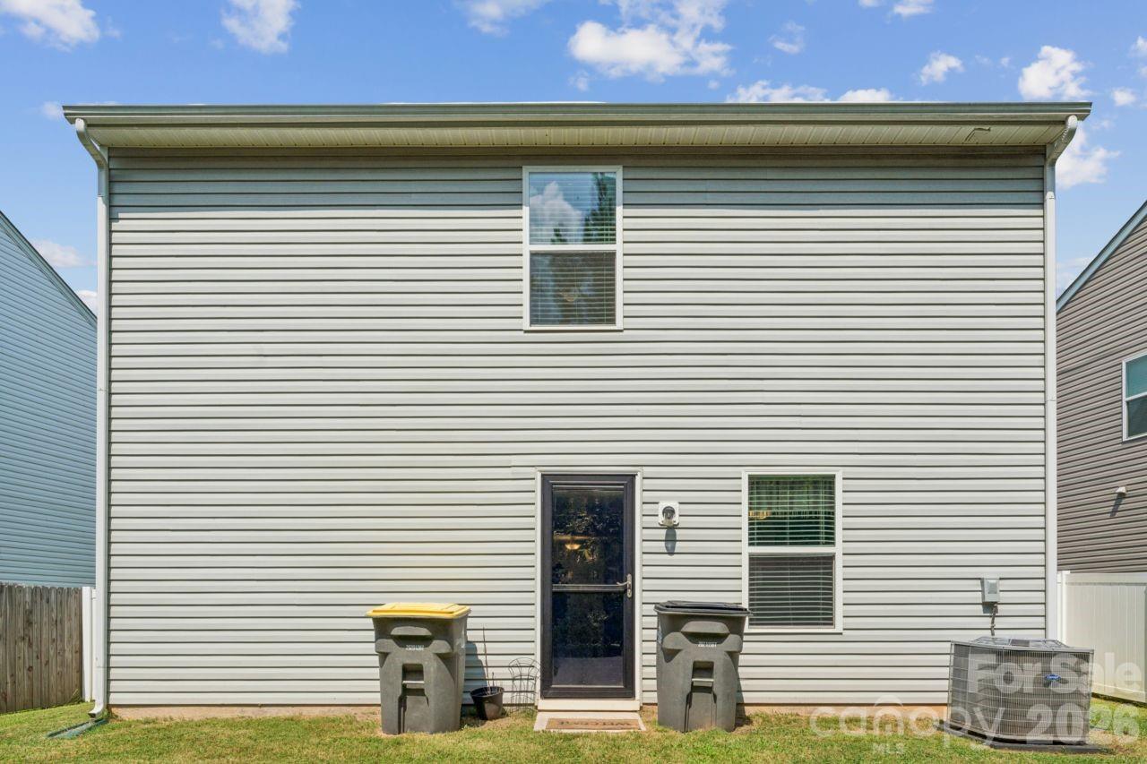 768 Fraternity Row Property Photo 20