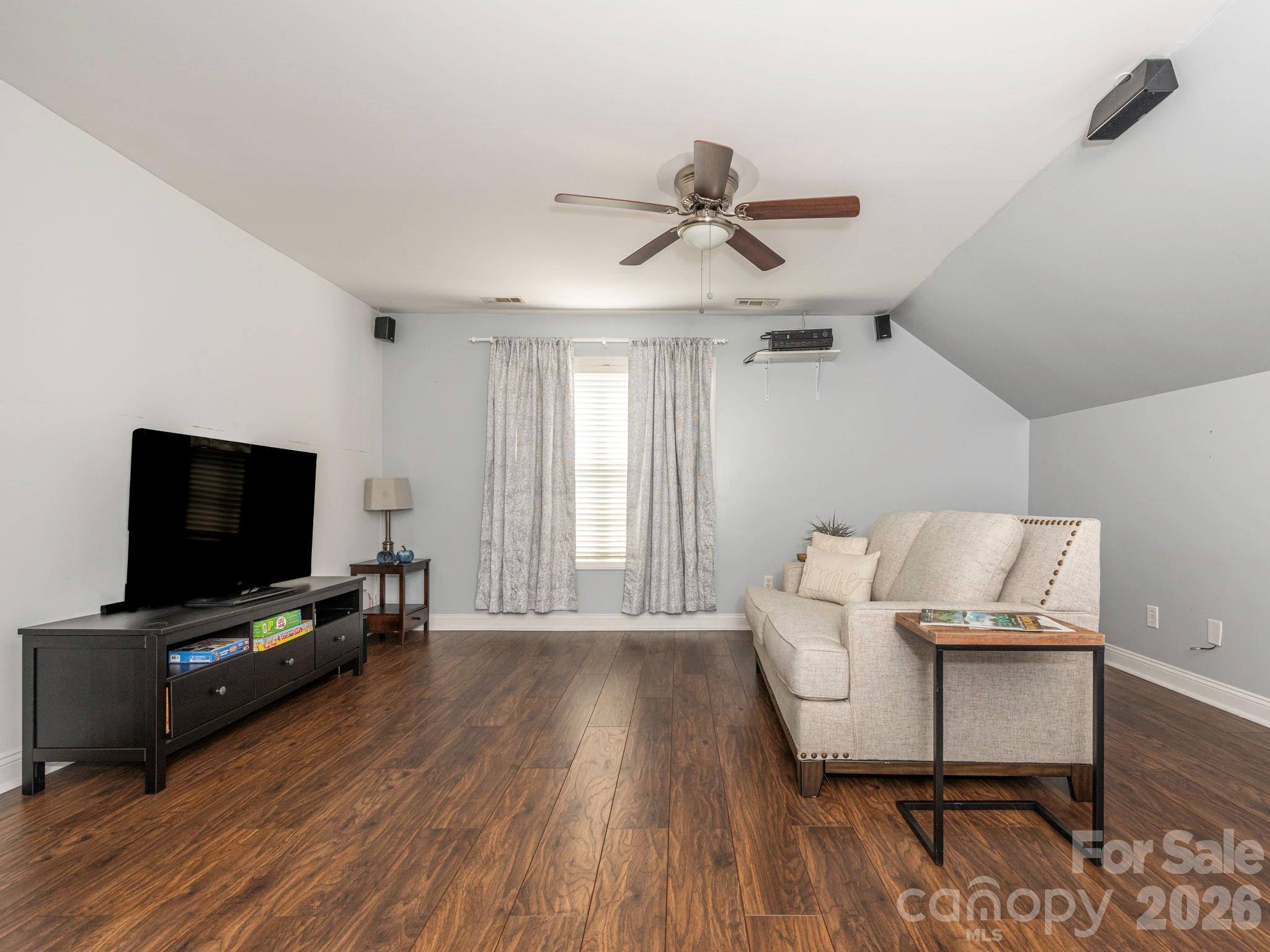 3401 Continental Drive Property Photo 30