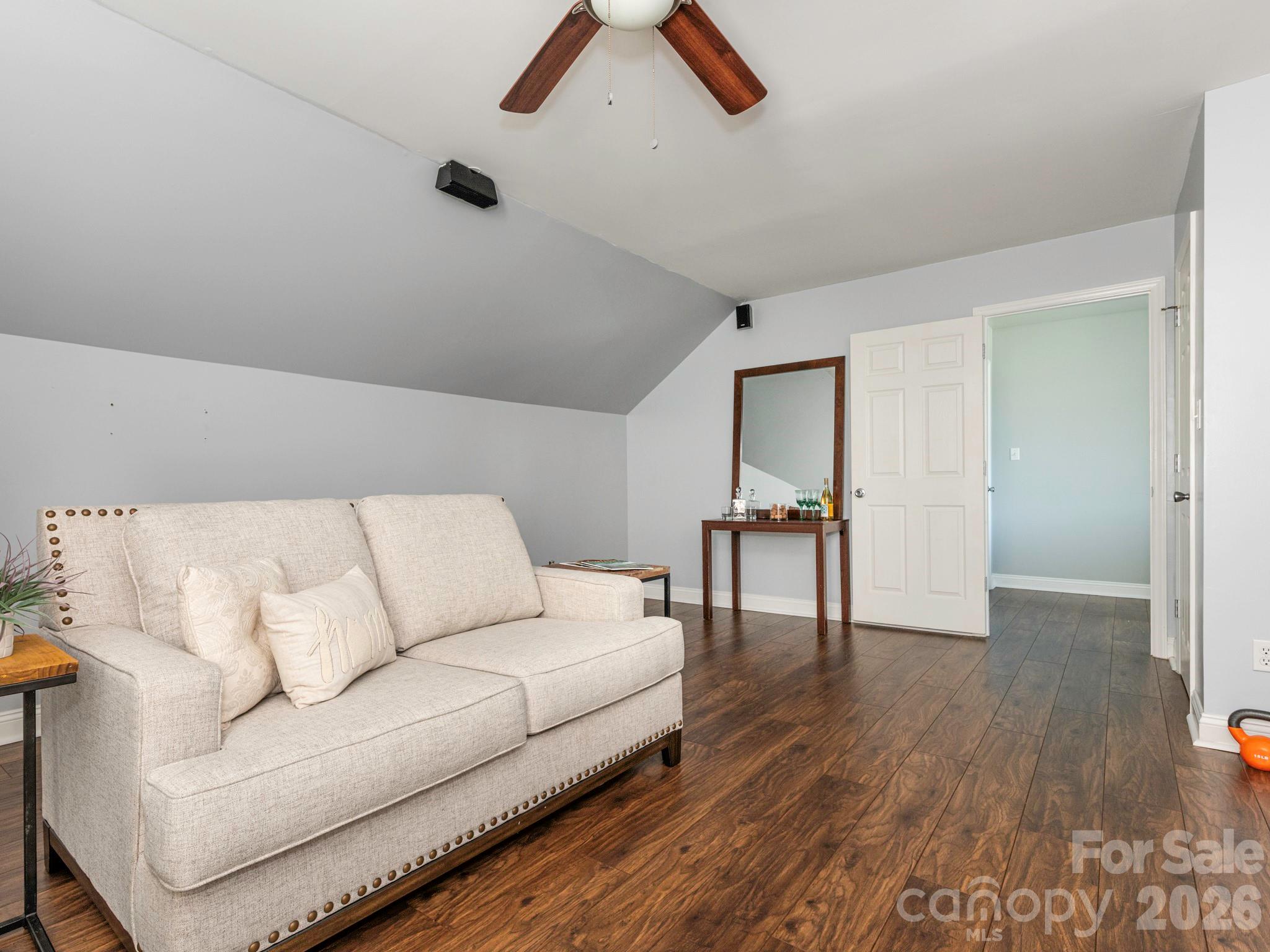 3401 Continental Drive Property Photo 32
