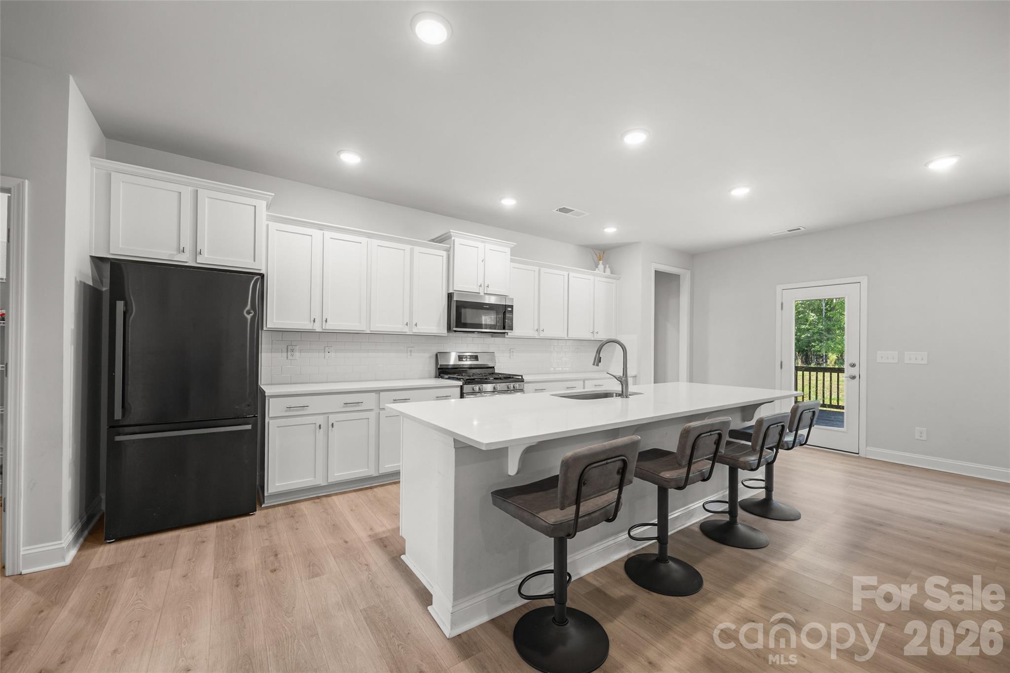 1759 Silver Birch Road Property Photo 6