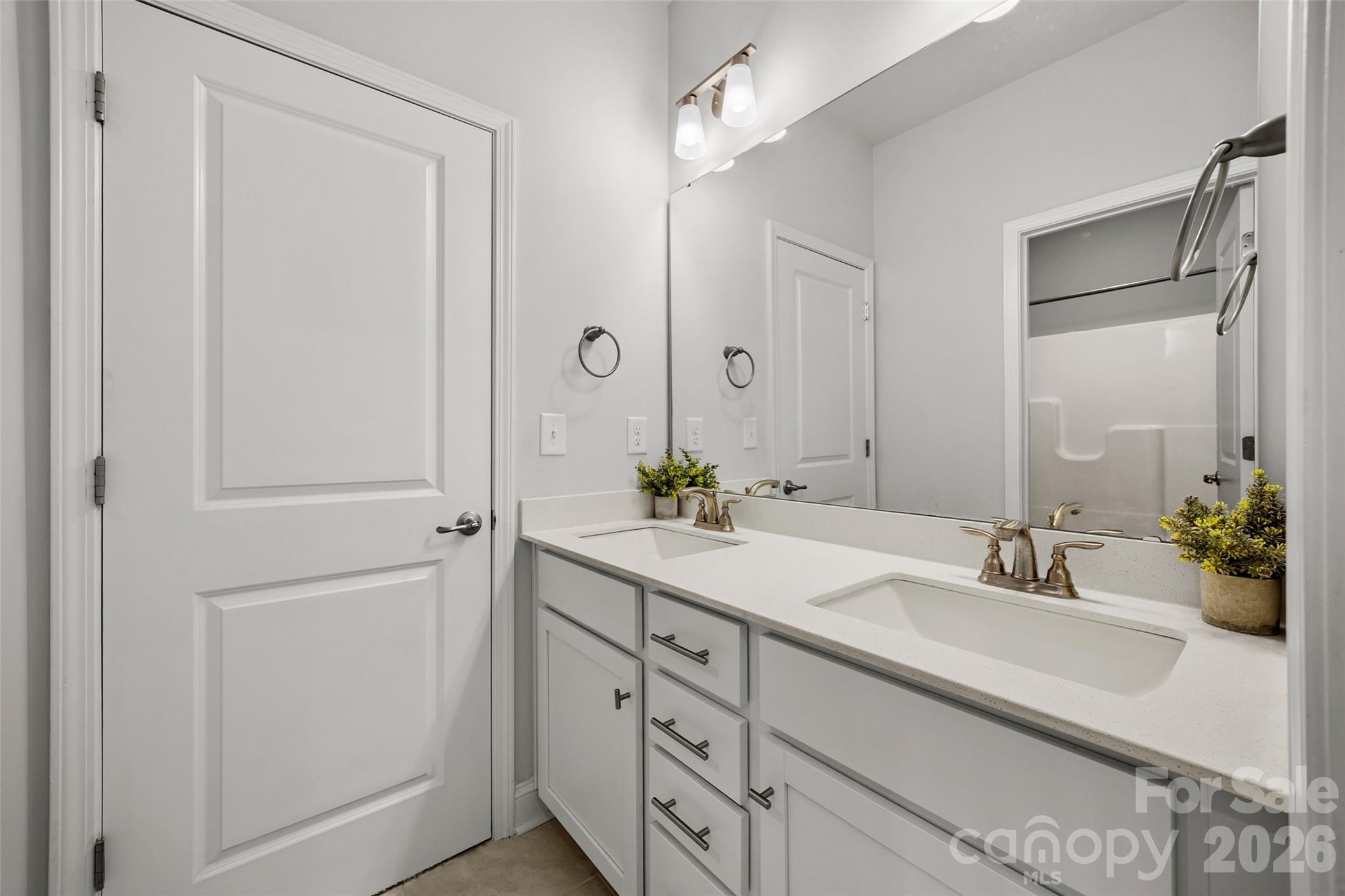 1759 Silver Birch Road Property Photo 14