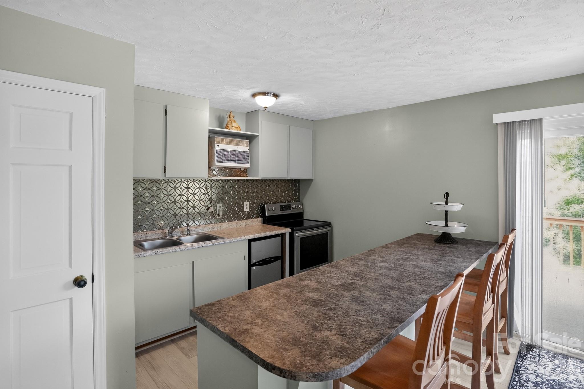 761 Bowles Farm Road Property Photo 18
