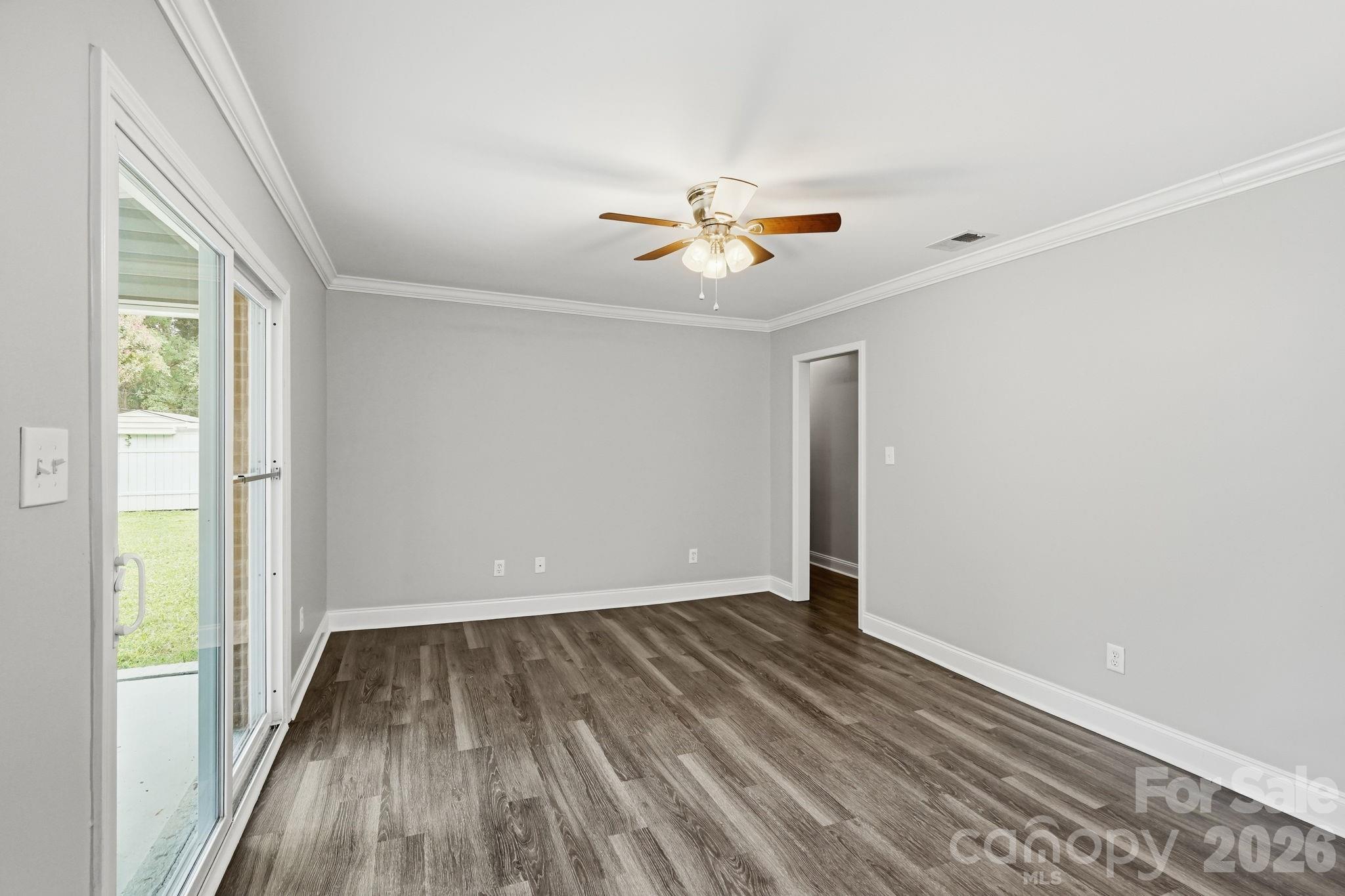 8208 Idlewild Road Property Photo 28