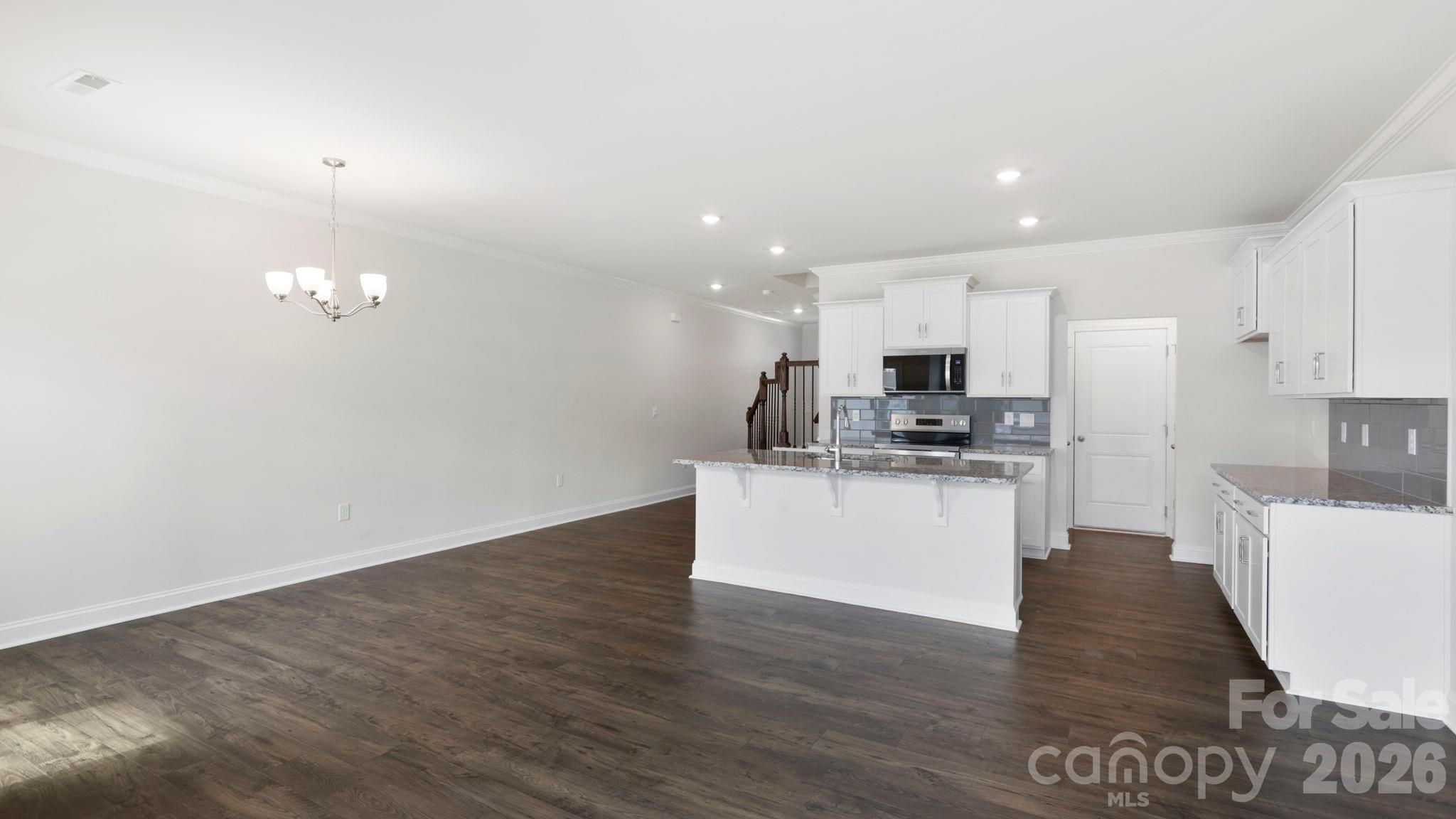 58 Creekview Road Property Photo 9