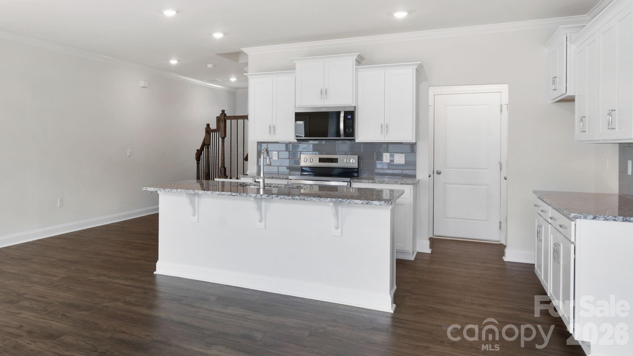 58 Creekview Road Property Photo 10