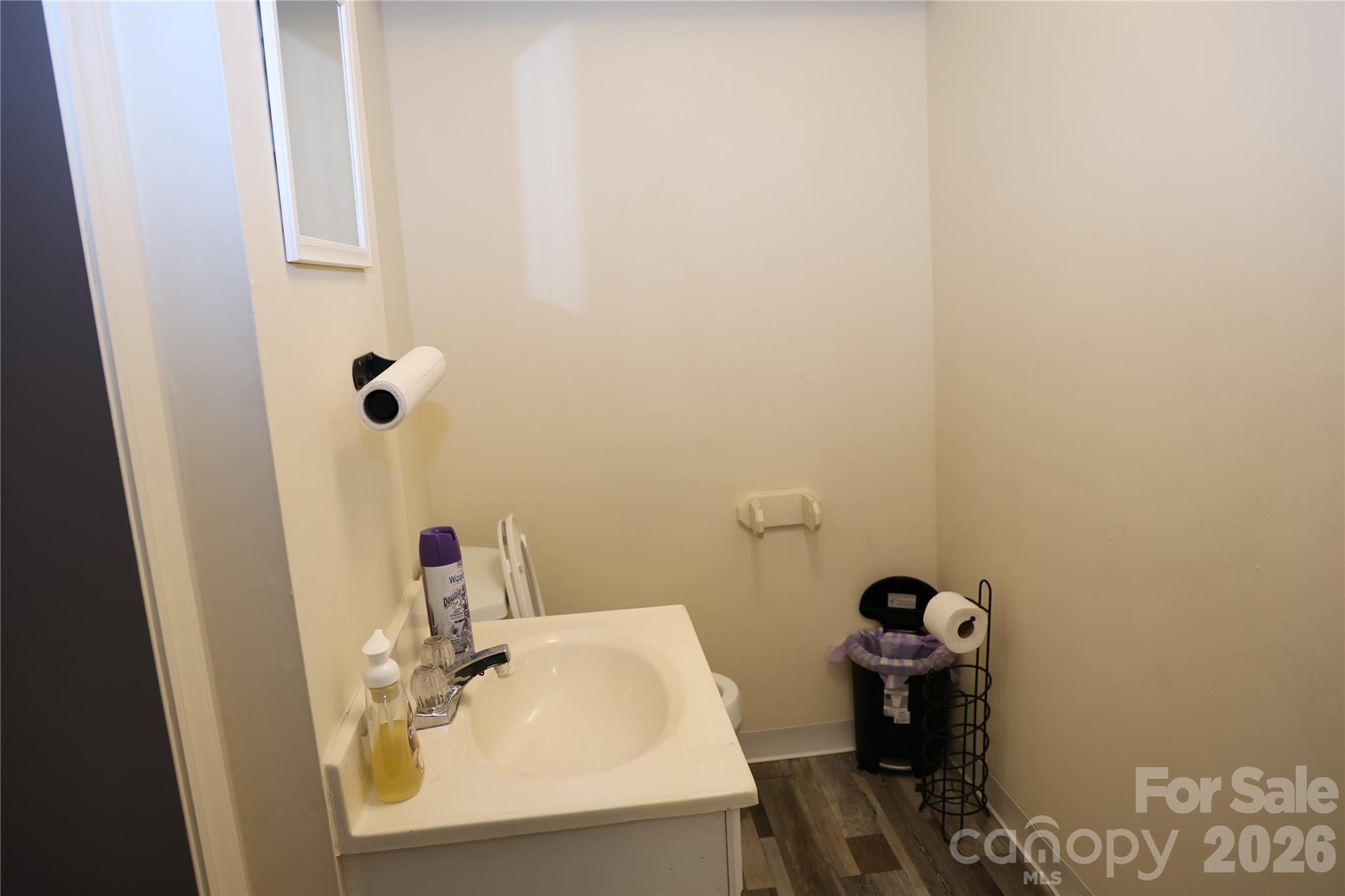 400 Tom Hunter Road Property Photo 10