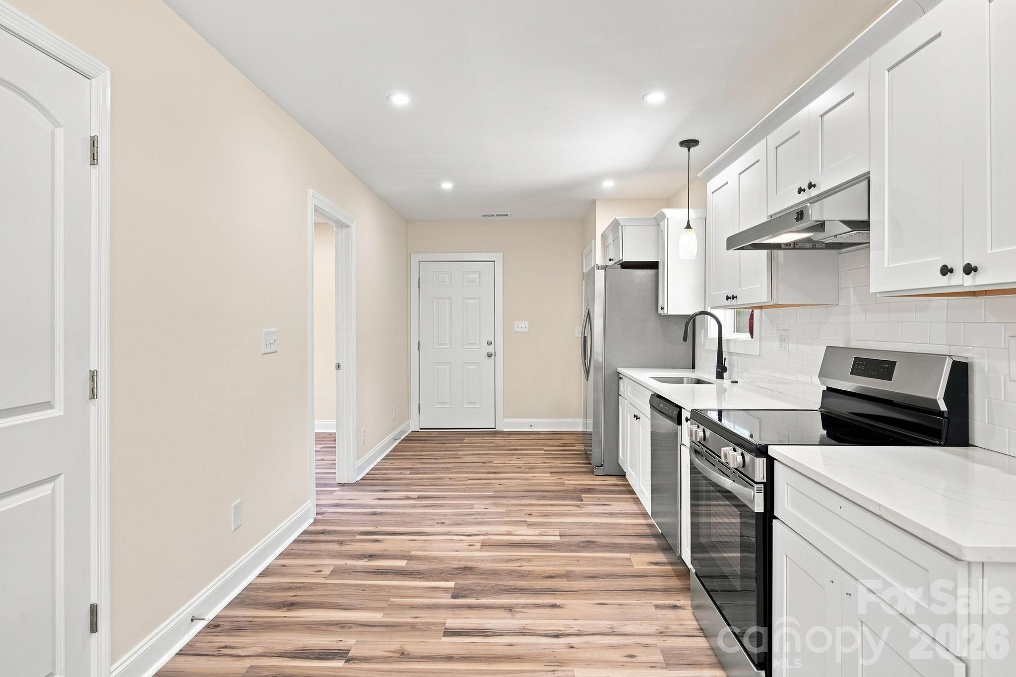 904 Oakshade Avenue Property Photo 7