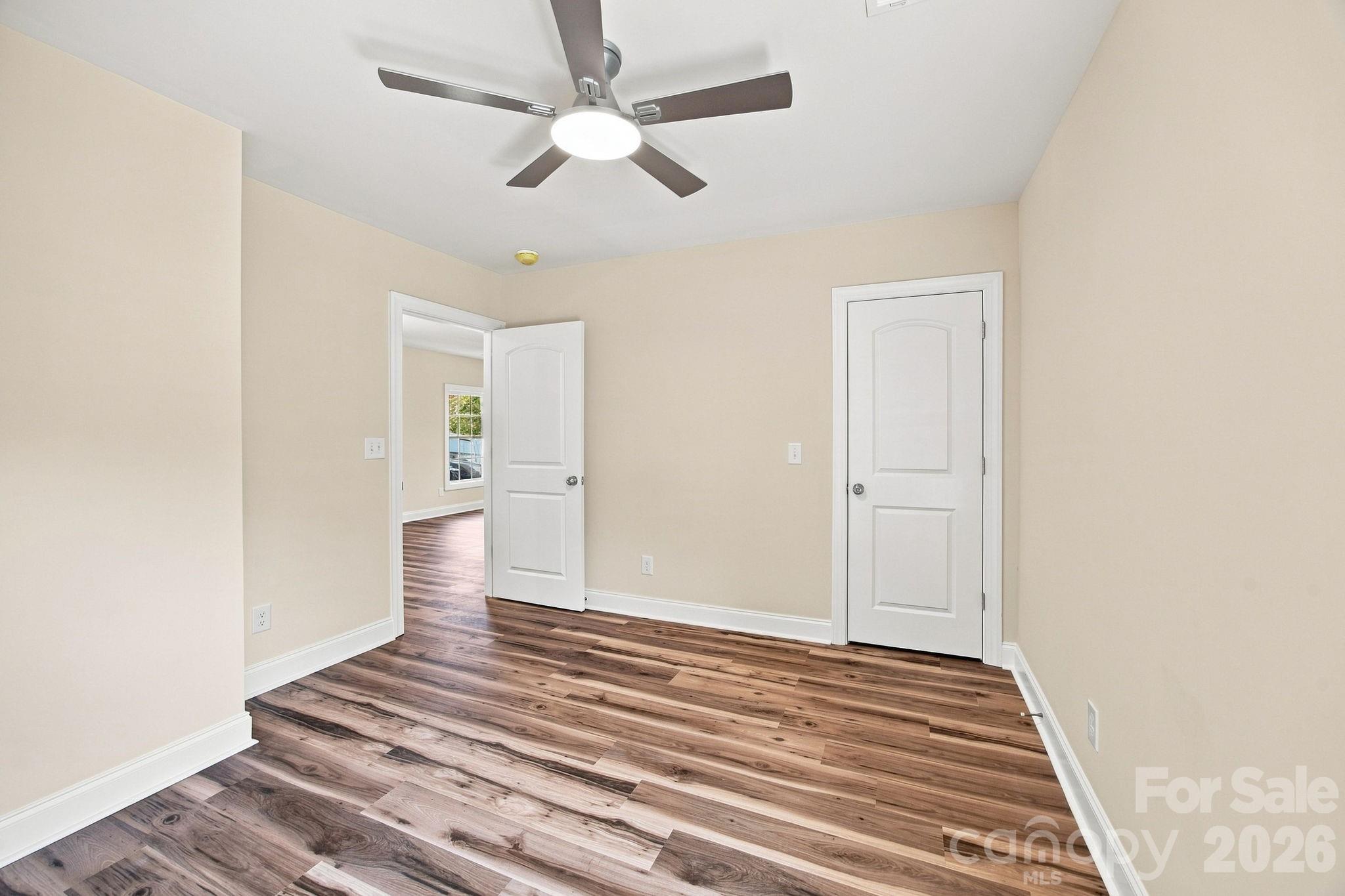 904 Oakshade Avenue Property Photo 11