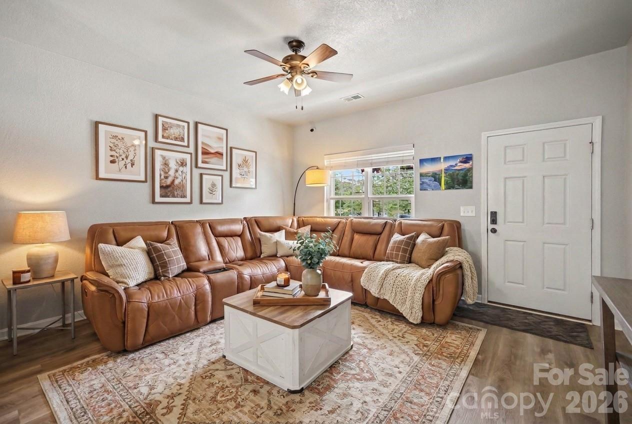4560 Merryvale Forest Drive Property Photo 3