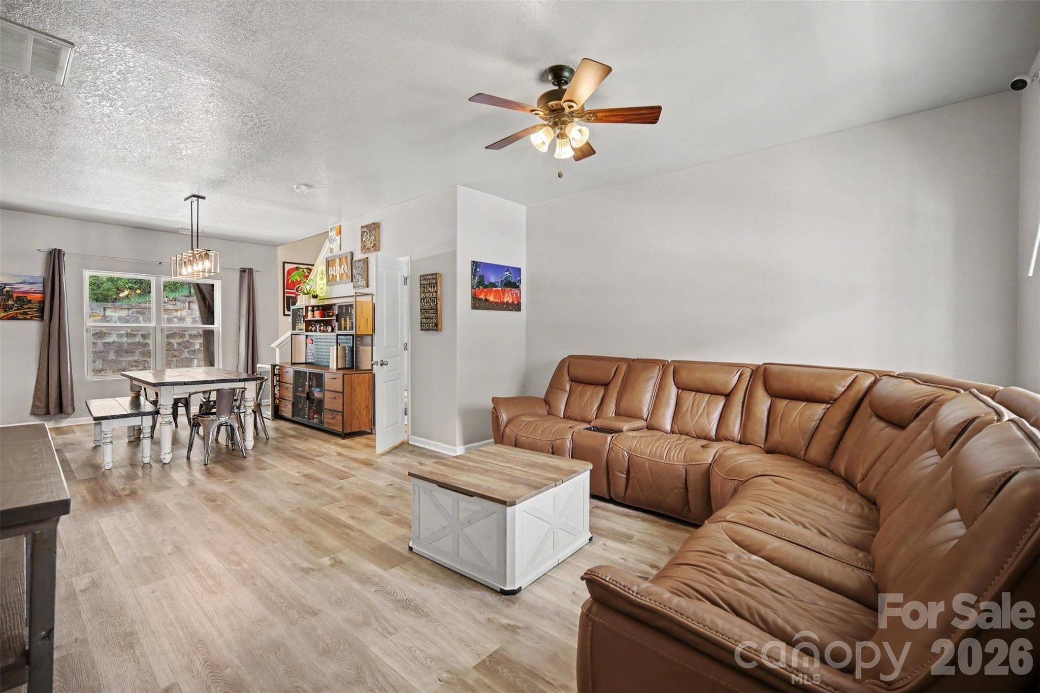 4560 Merryvale Forest Drive Property Photo 4