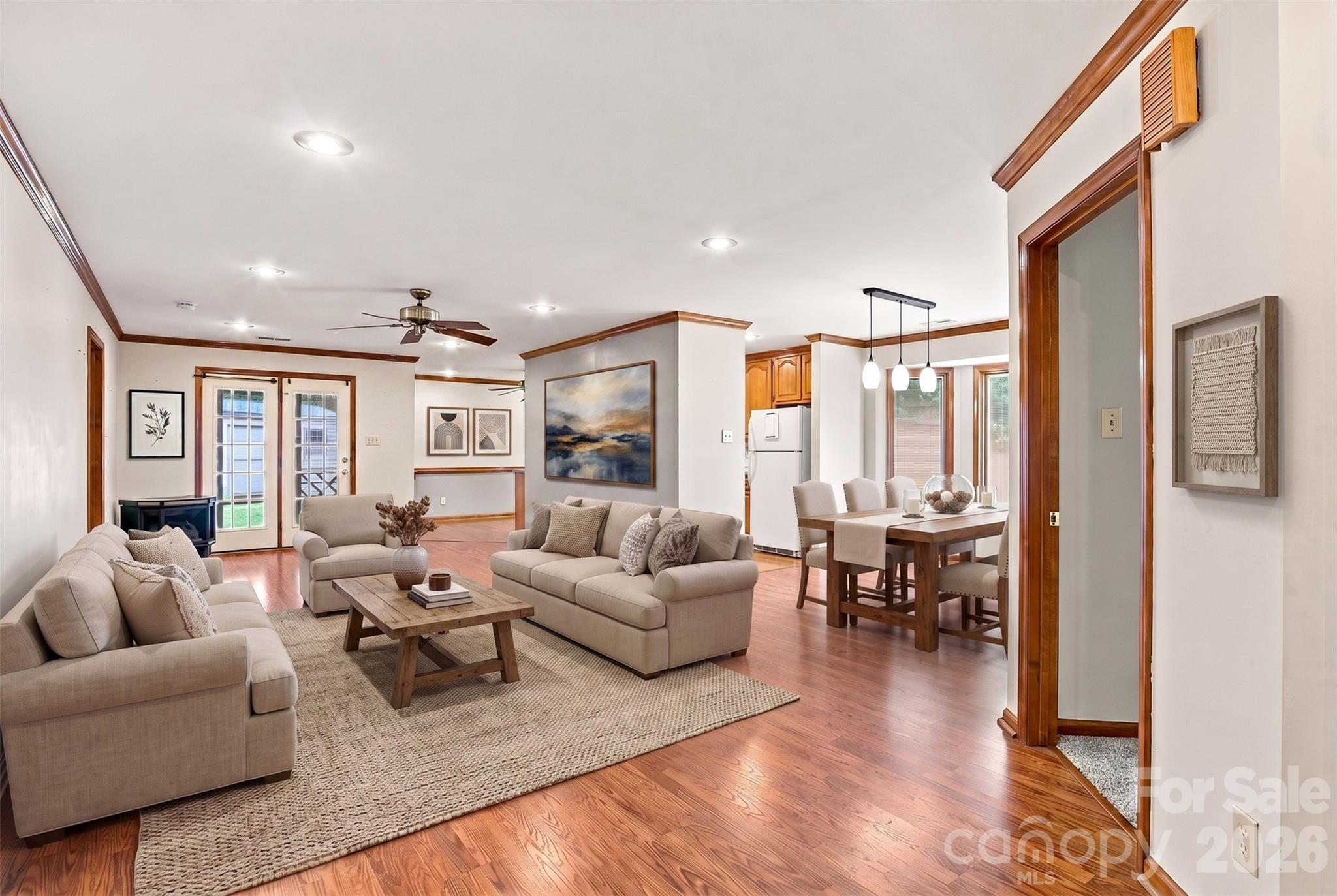1850 Charter Drive Property Photo 3