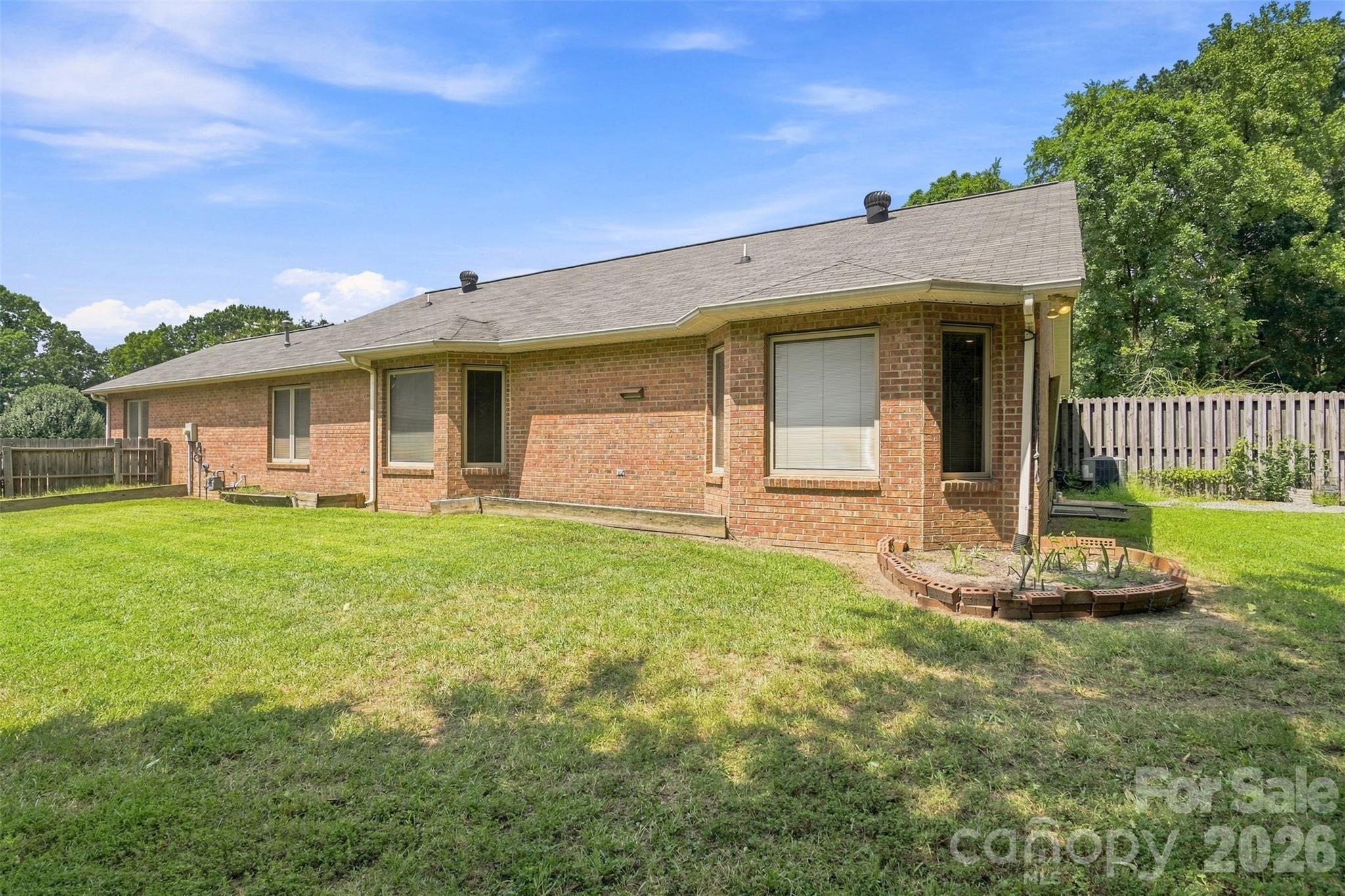 1850 Charter Drive Property Photo 18