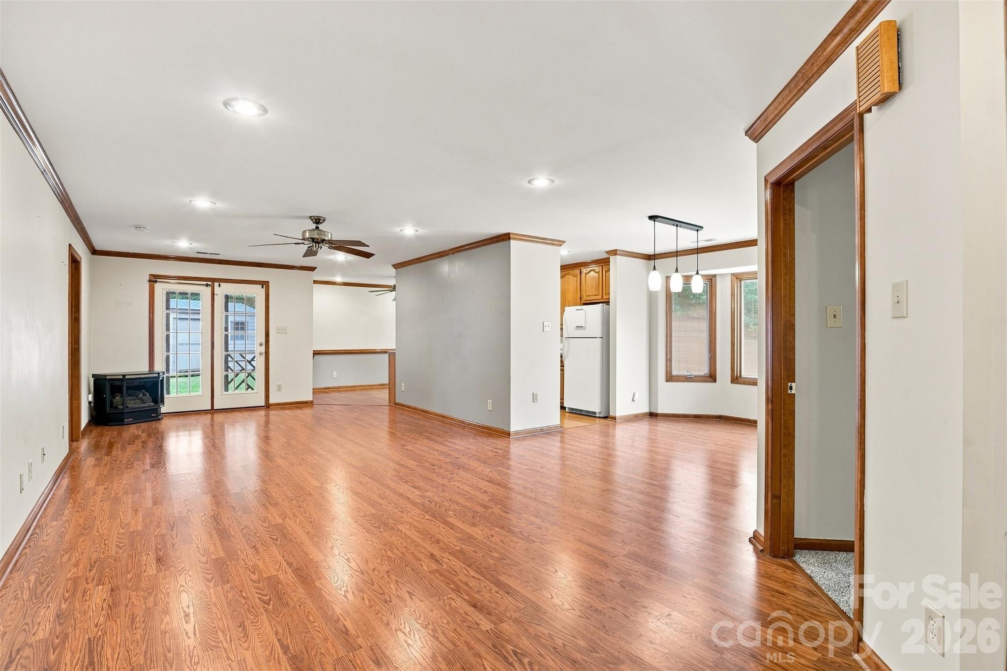 1850 Charter Drive Property Photo 23
