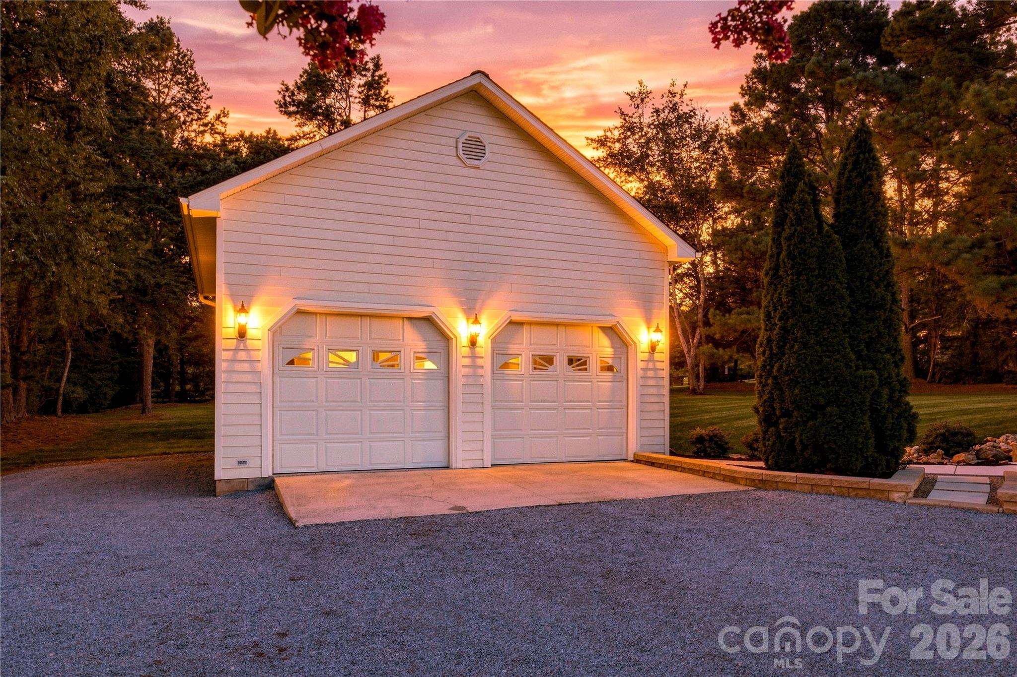 2429 Cassidy Drive Property Photo 27