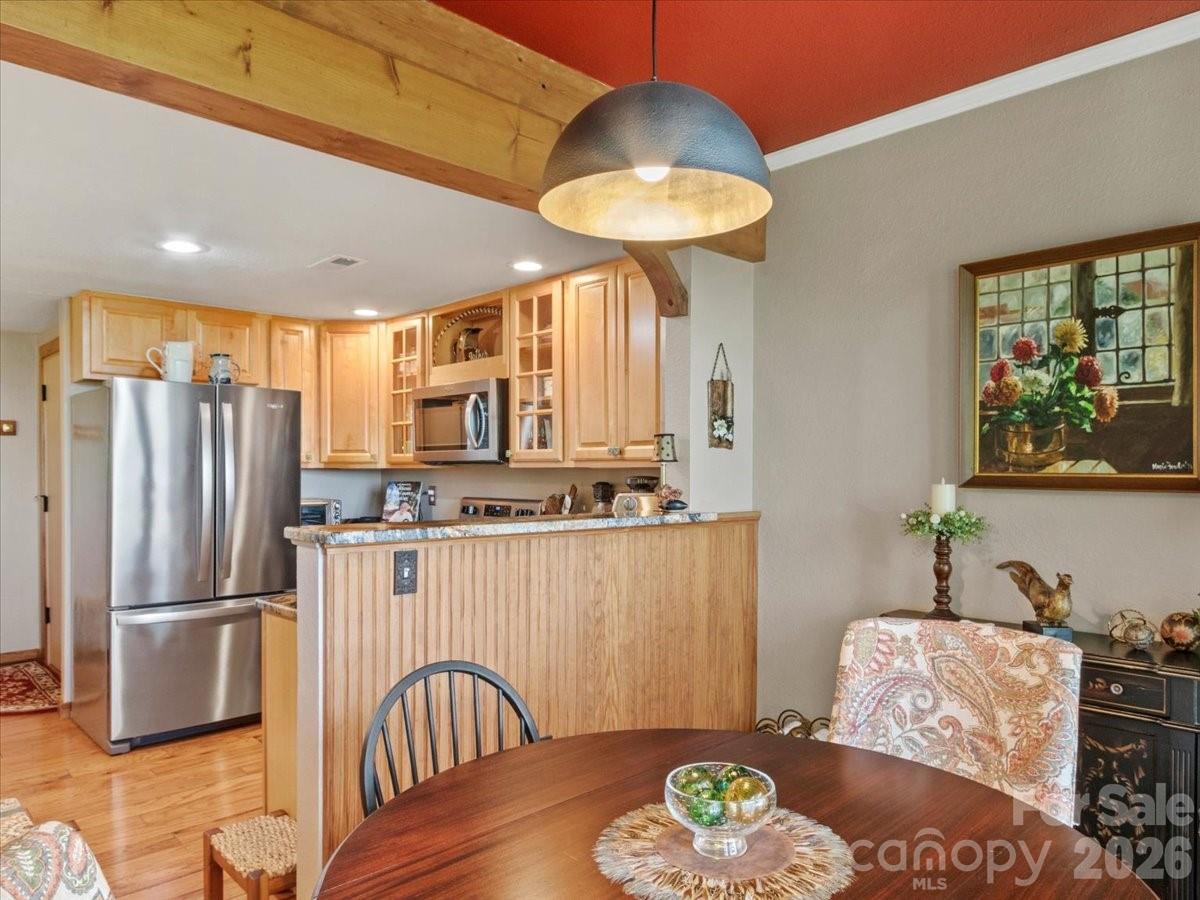 250 Creekside Way C202 Property Photo 8