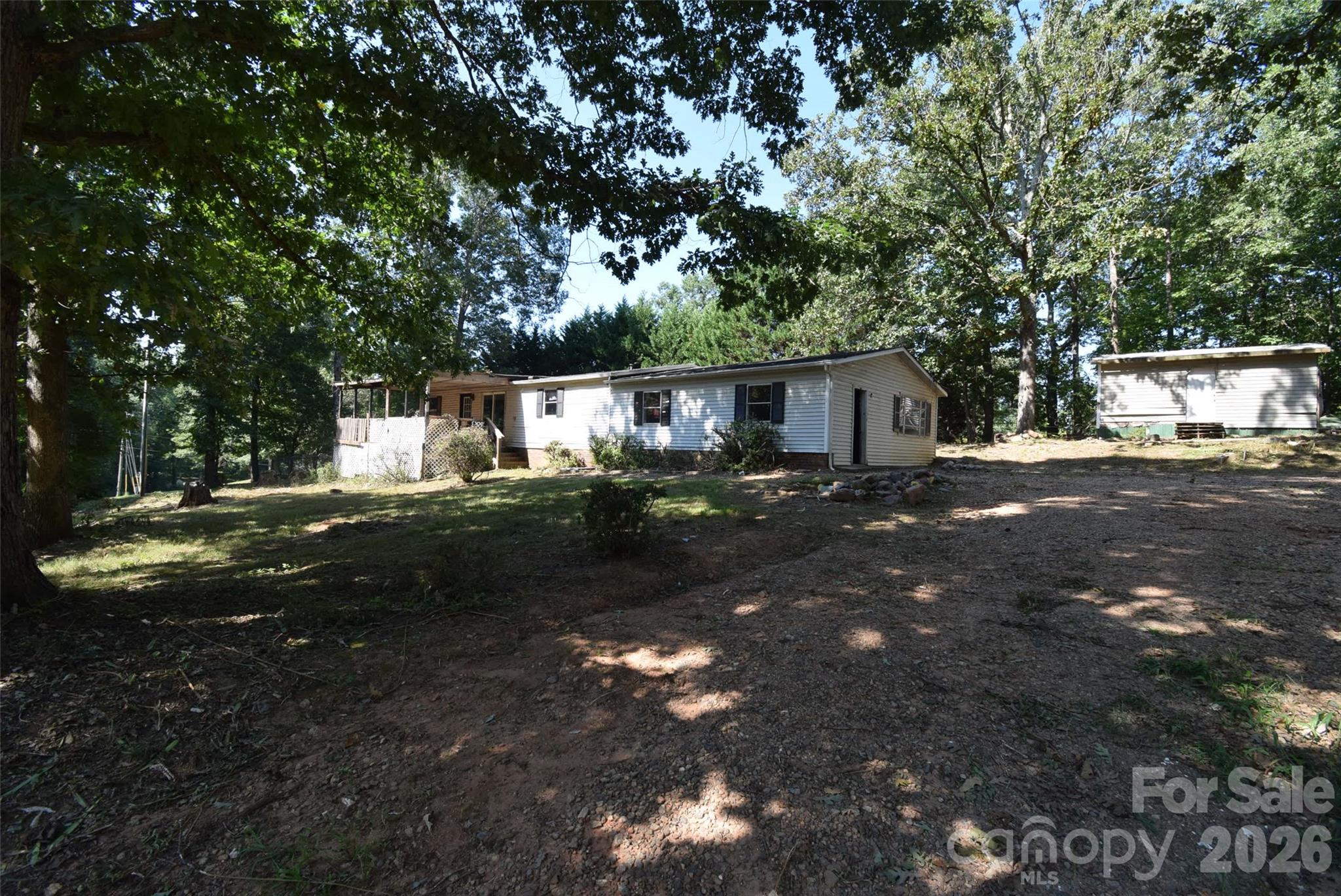 3011 Beard Road Property Photo 2